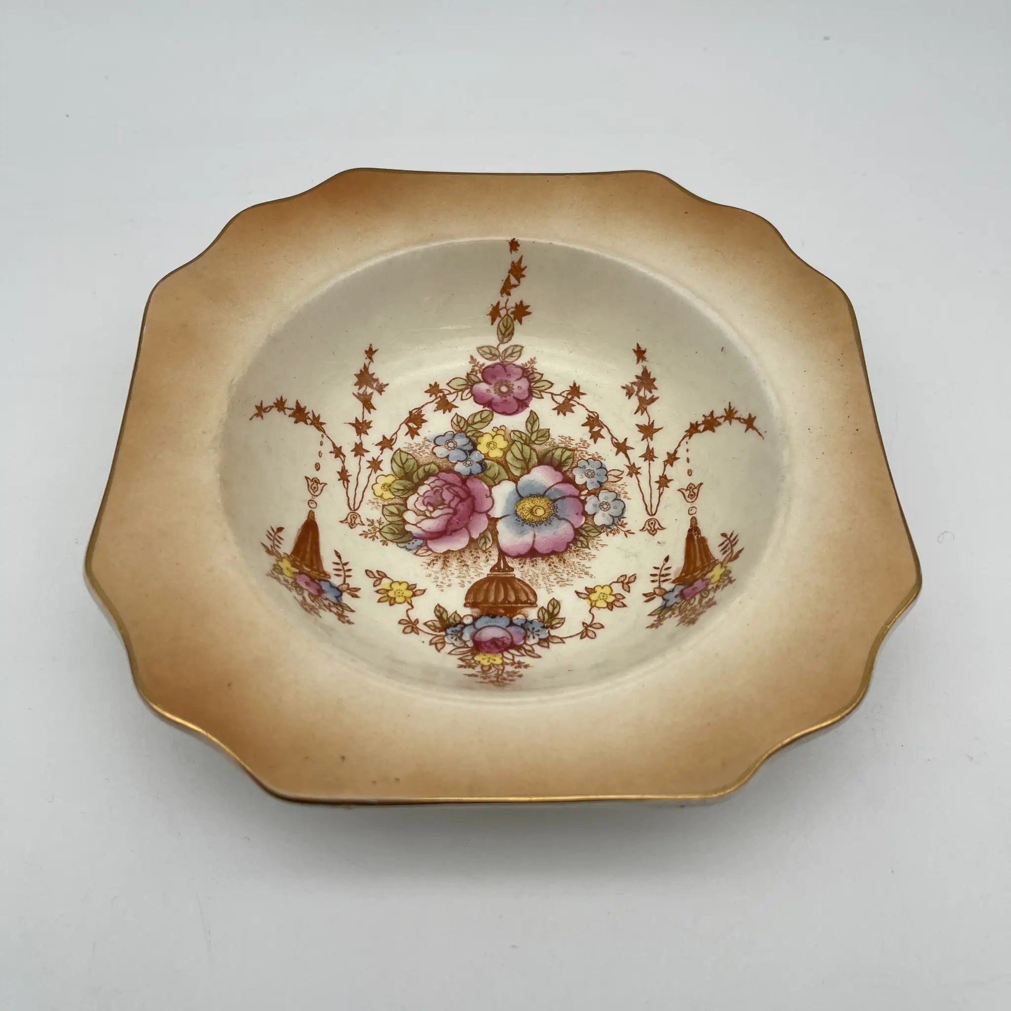 【ビンテージ】 スーププレート (深皿) / Crown Devon (クラウンデボン) / 1930年代 (推定) / 陶器 / イギリス / 銅板転写, 手彩色 金彩