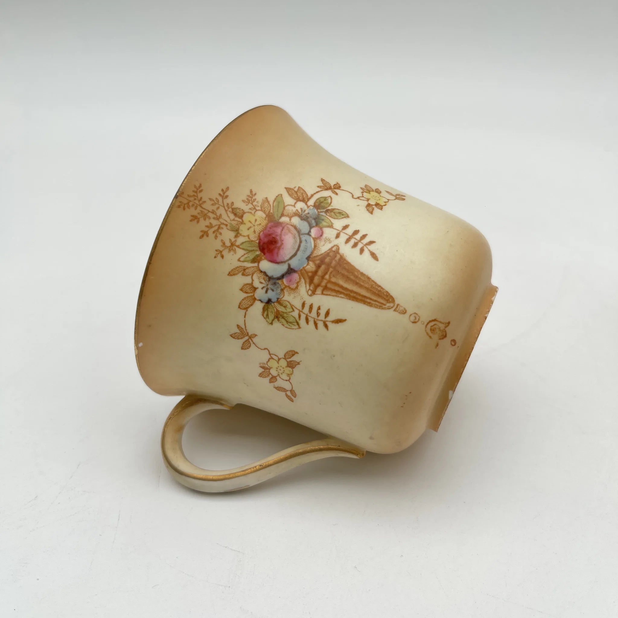 【アンティーク】 ティーカップ2P / Crown Devon (クラウンデボン) / Spring / 1910-1920年代 (推定) / 陶器 / イギリス / 銅板転写, 手彩色 金彩