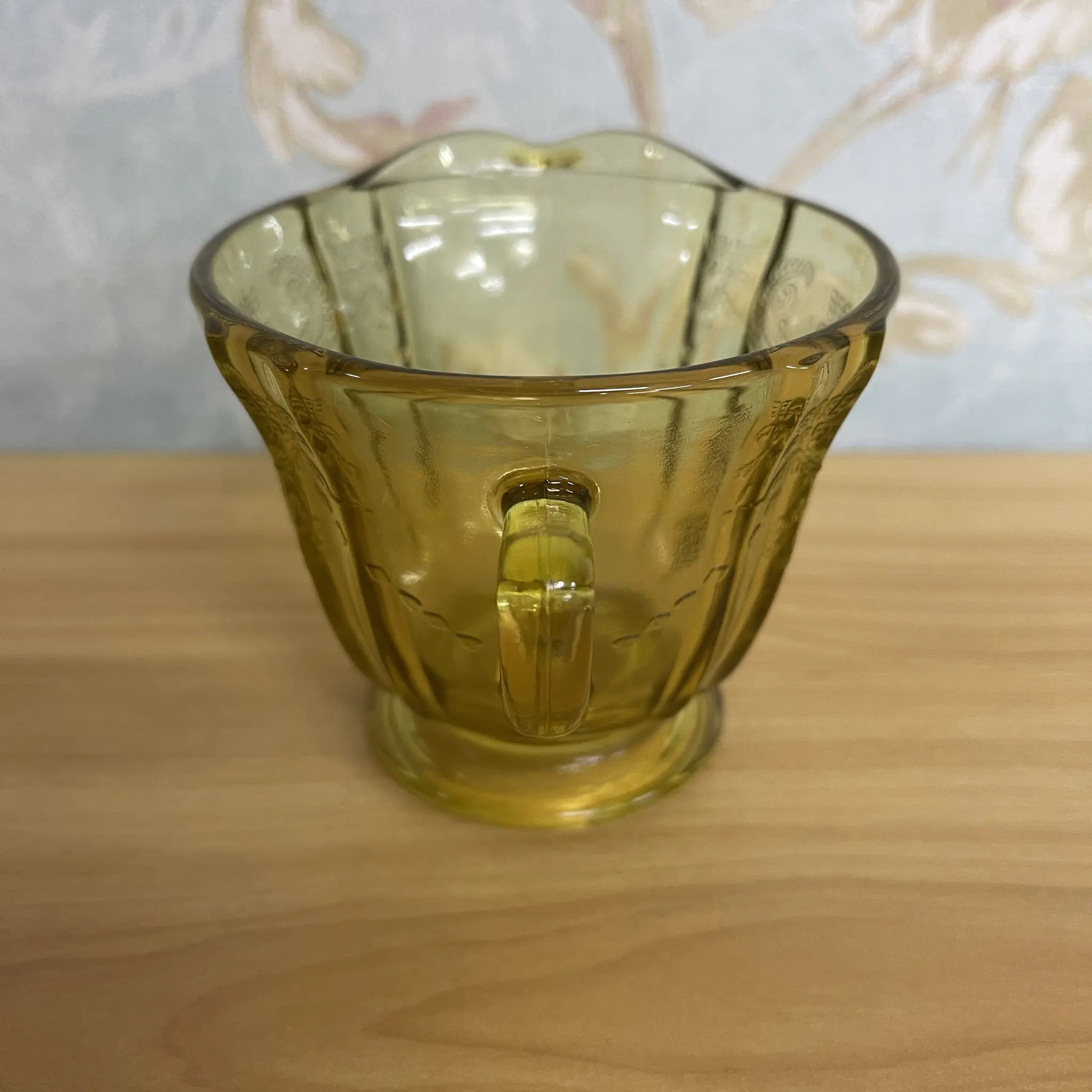 【ビンテージ】 クリーマー (ミルクピッチャー) / Federal Glass (フェデラル・グラス) / Madrid / Recollection / 1976 / ガラス / アメリカ / デプレッショングラス, 型押し成型, アンバー