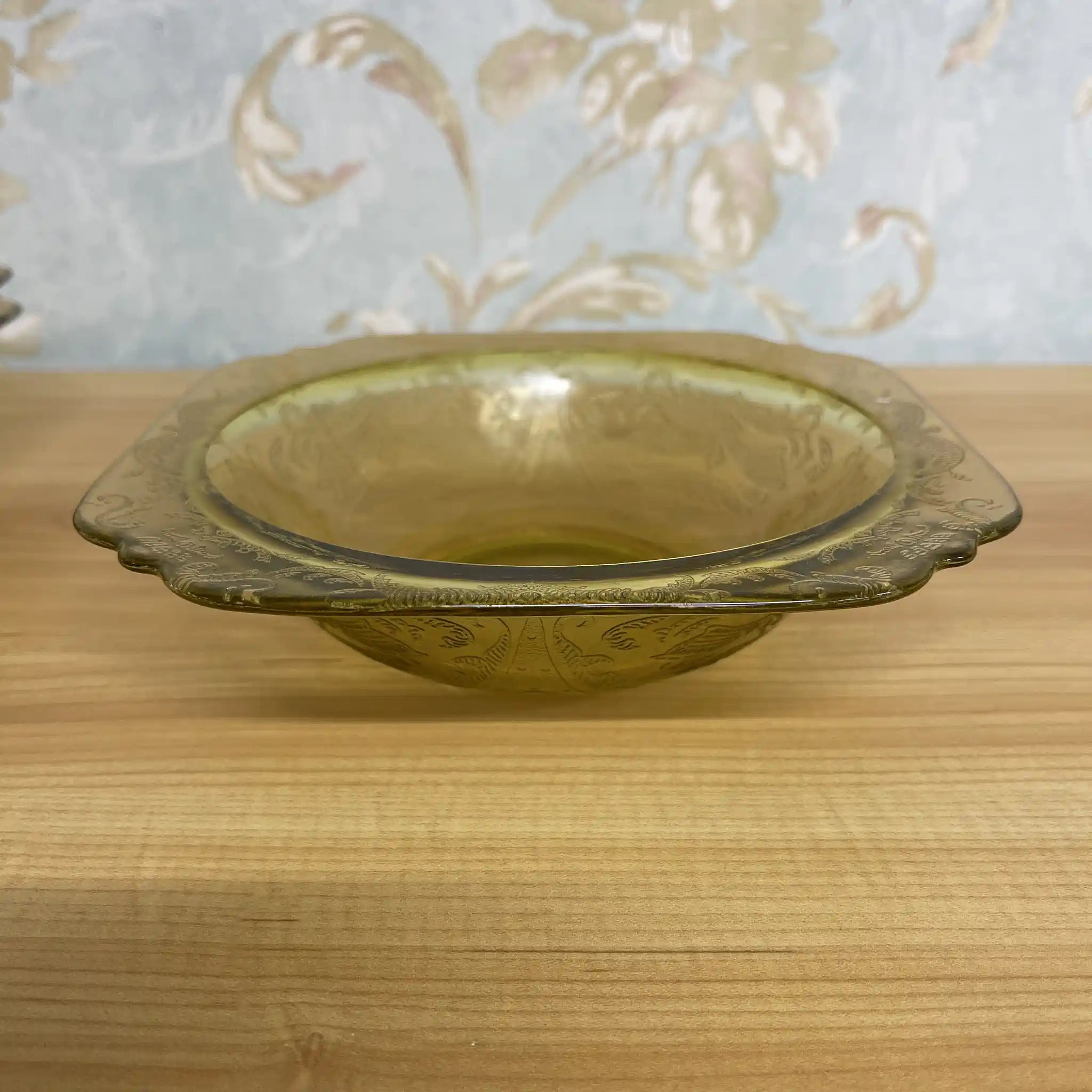 【ビンテージ】 シリアルボウル (中鉢) / Federal Glass (フェデラル・グラス) / Madrid / Recollection / 1976 / ガラス / アメリカ / デプレッショングラス, 型押し成型, アンバー