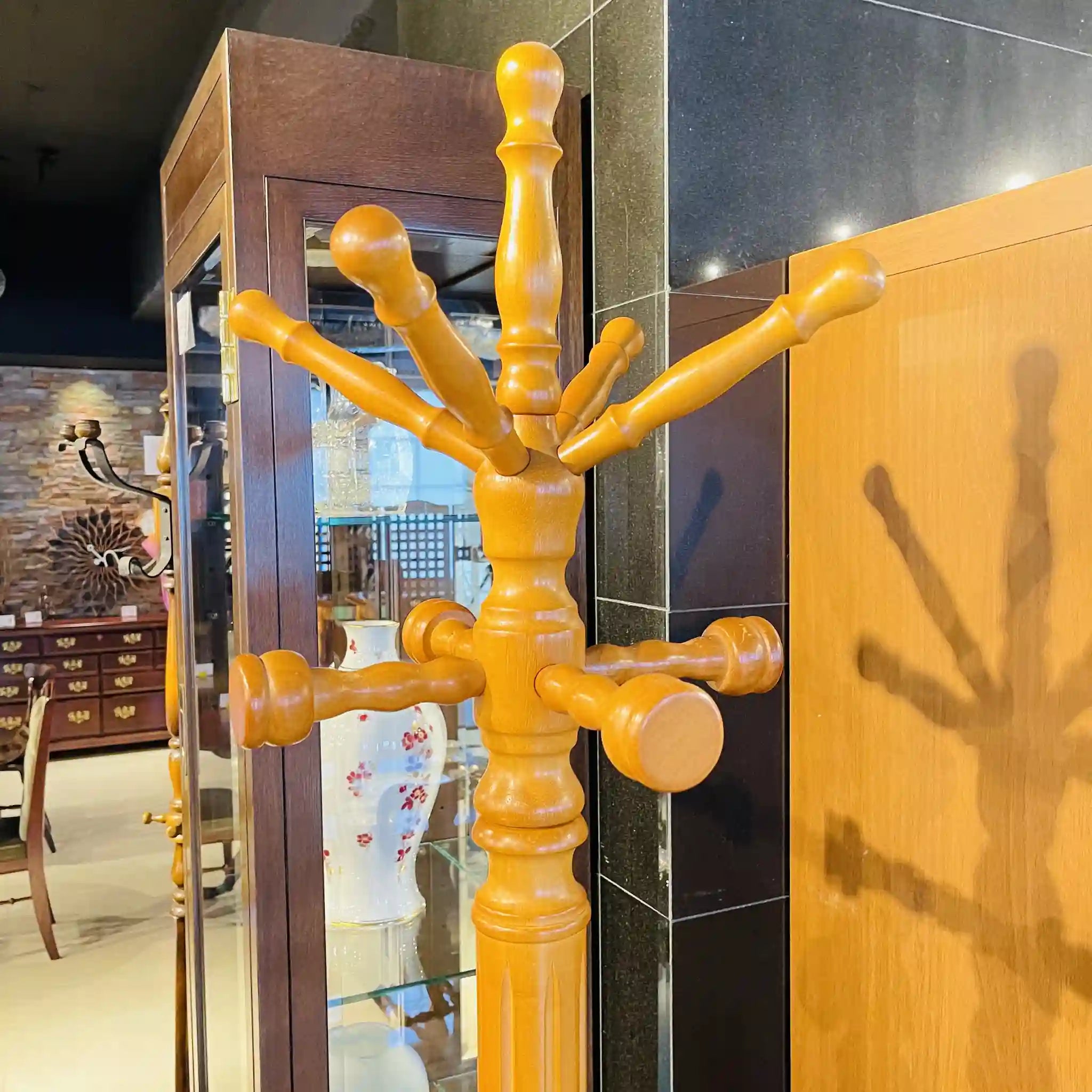 【リユース】 カントリー調ポールハンガー