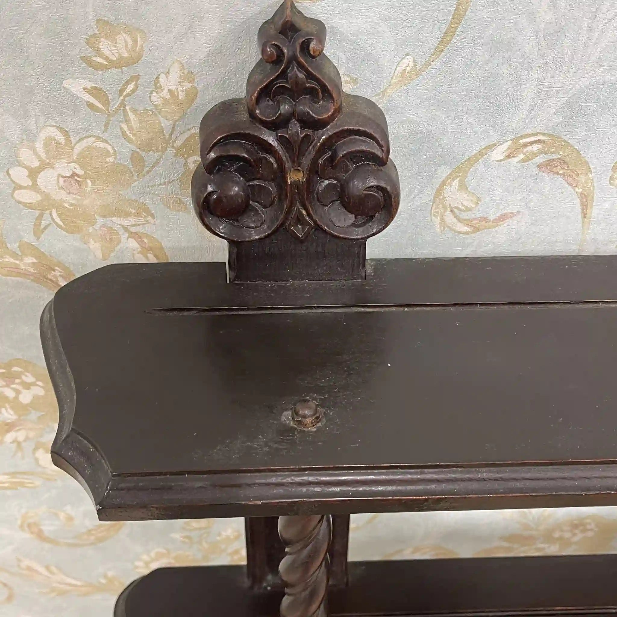 [Vintage] Wall shelf / Carolian style / Estimated mid-19th century / Oak / England / Barley Sugar Twist, Plate Groove