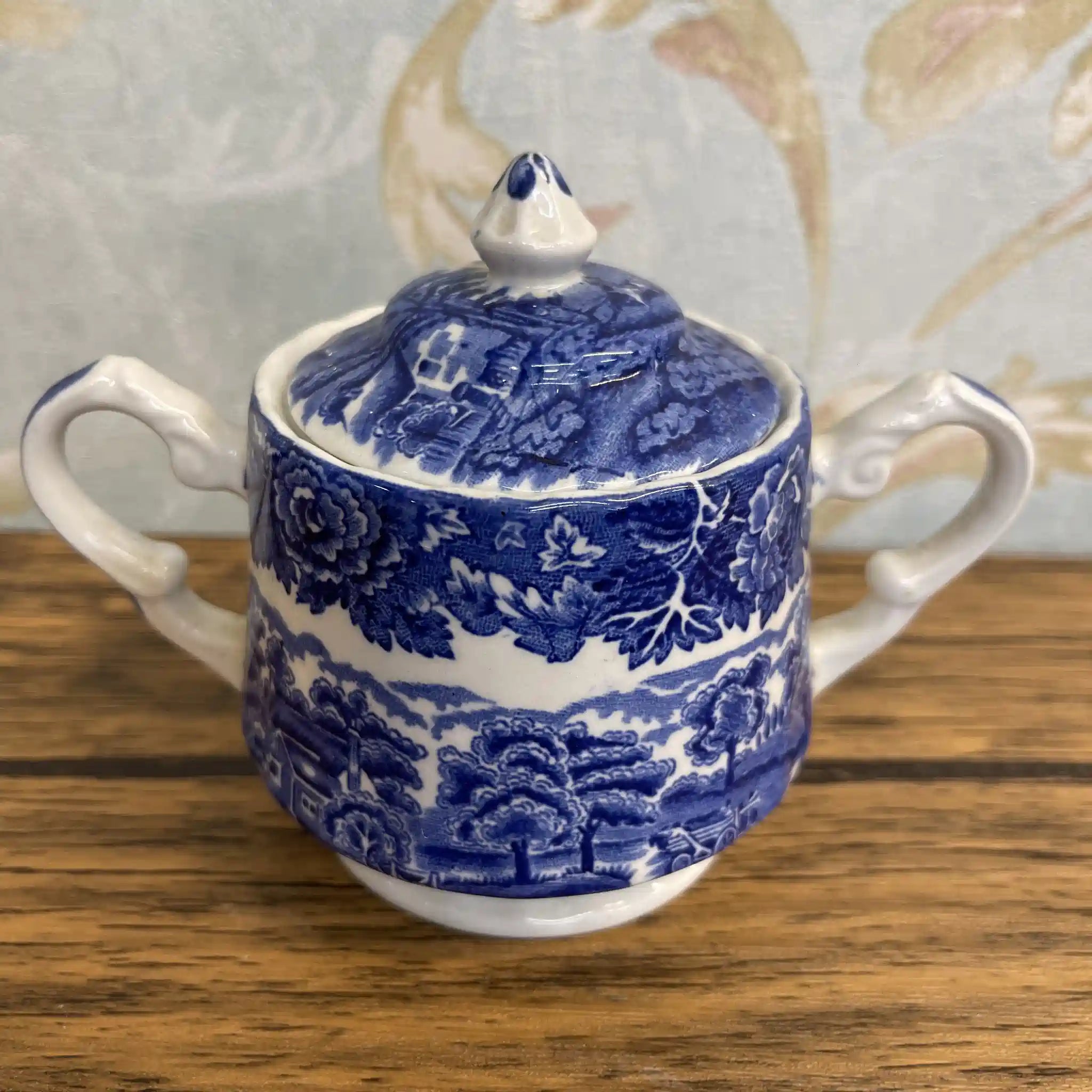 【ビンテージ】 シュガーボウル (シュガーポット) / Wood＆Sons (ウッド&サンズ) / English Scenery / 1940-1960年代 (推定) / アイアンストーン / イギリス / ブルー＆ホワイト, 銅版転写, 英国田園風景