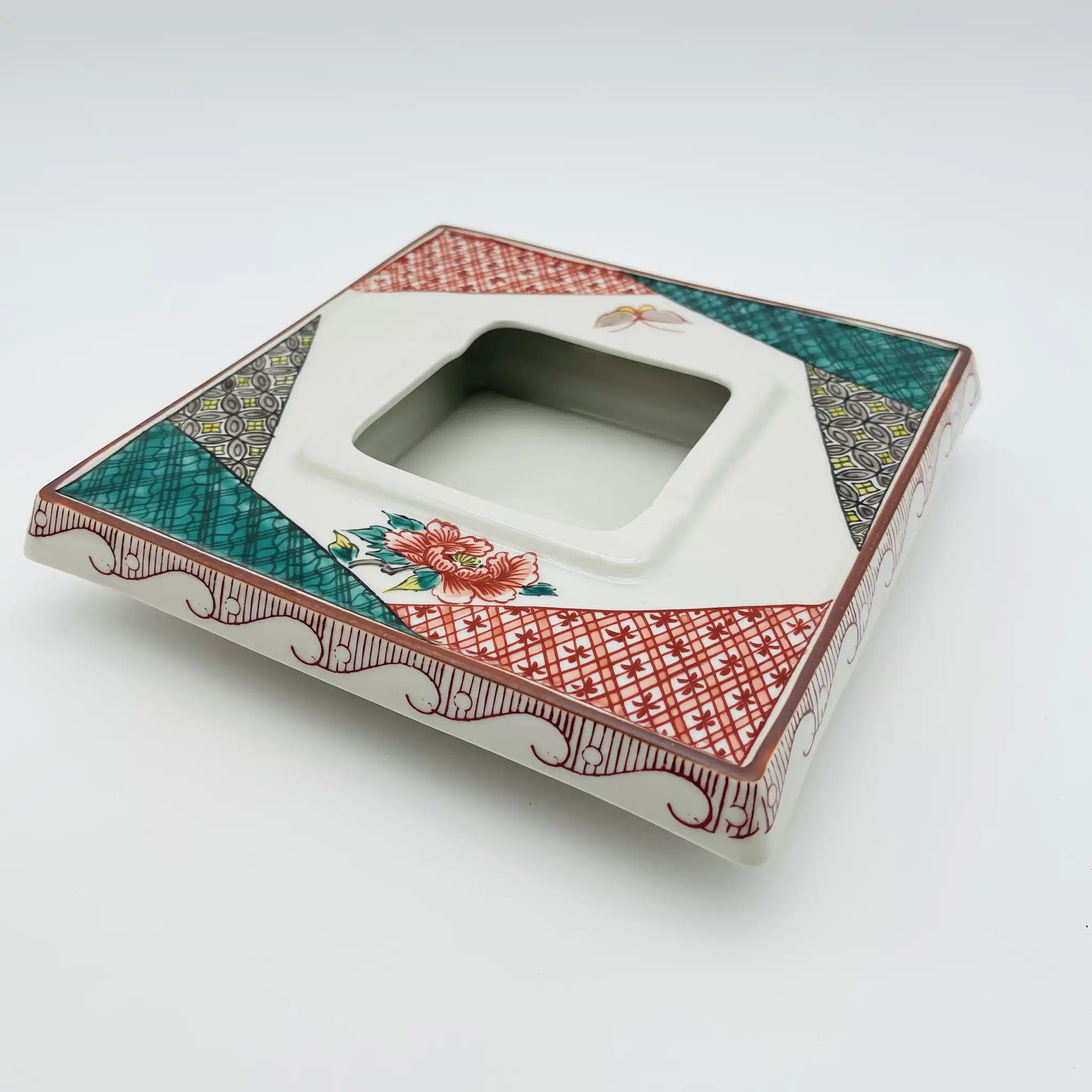 【リユース】 灰皿 / 清水作 / 九谷焼 / 陶磁器 / 日本 / 箱付き