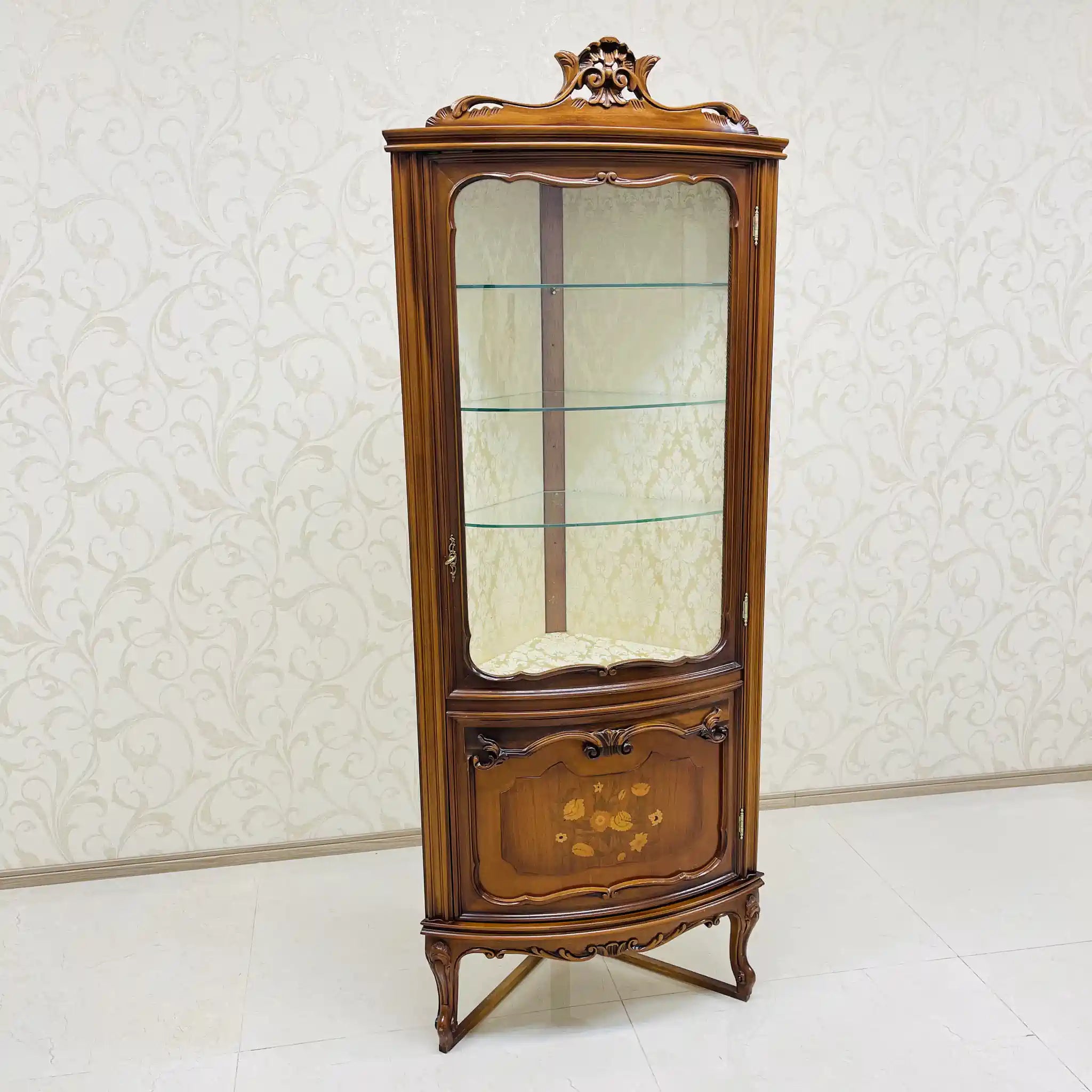 【ビンテージ】 コーナーガラスキャビネット / 象嵌細工
