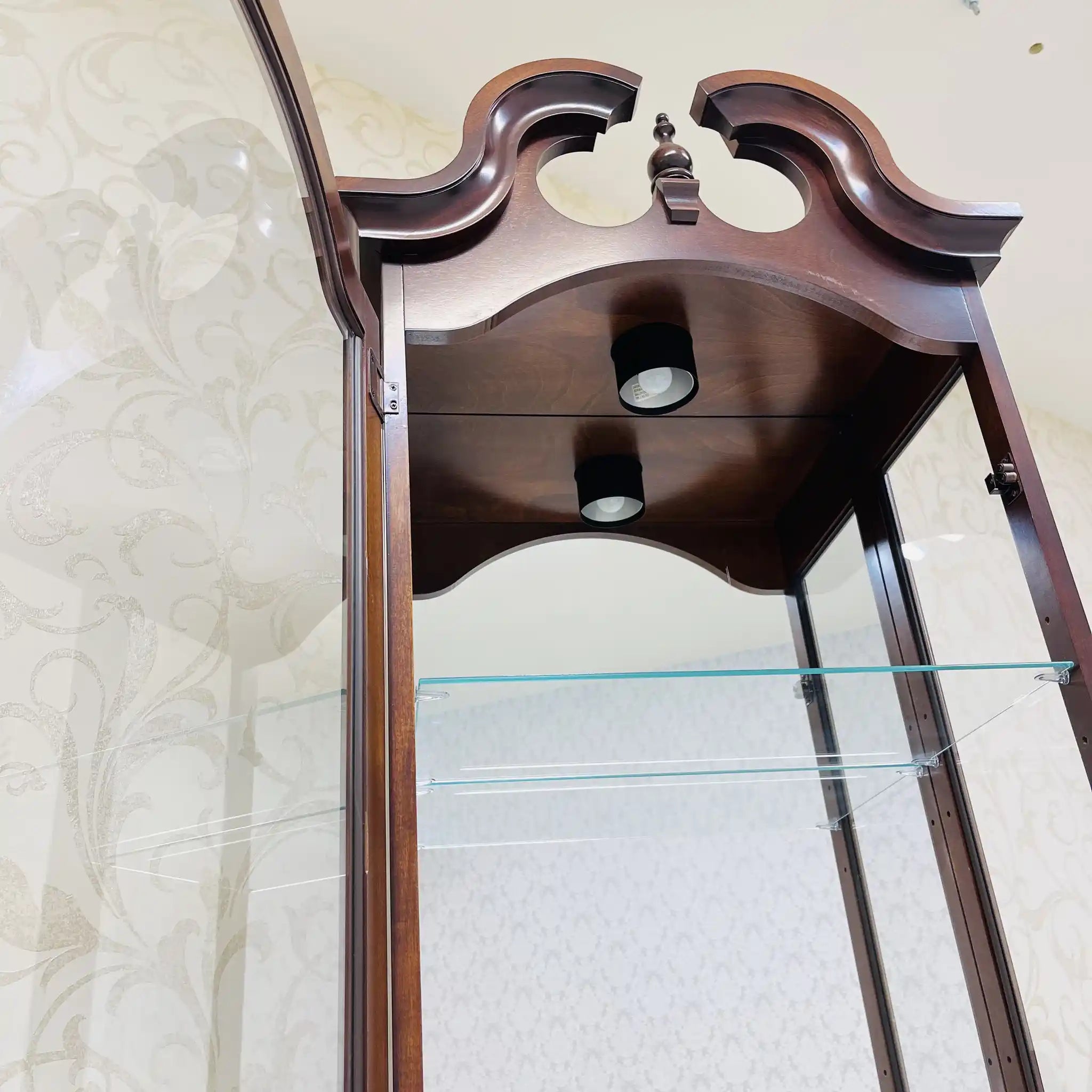 復古發光木製展示櫃 / PHILIP REINISCH 公司 / 美國 / 已修繕