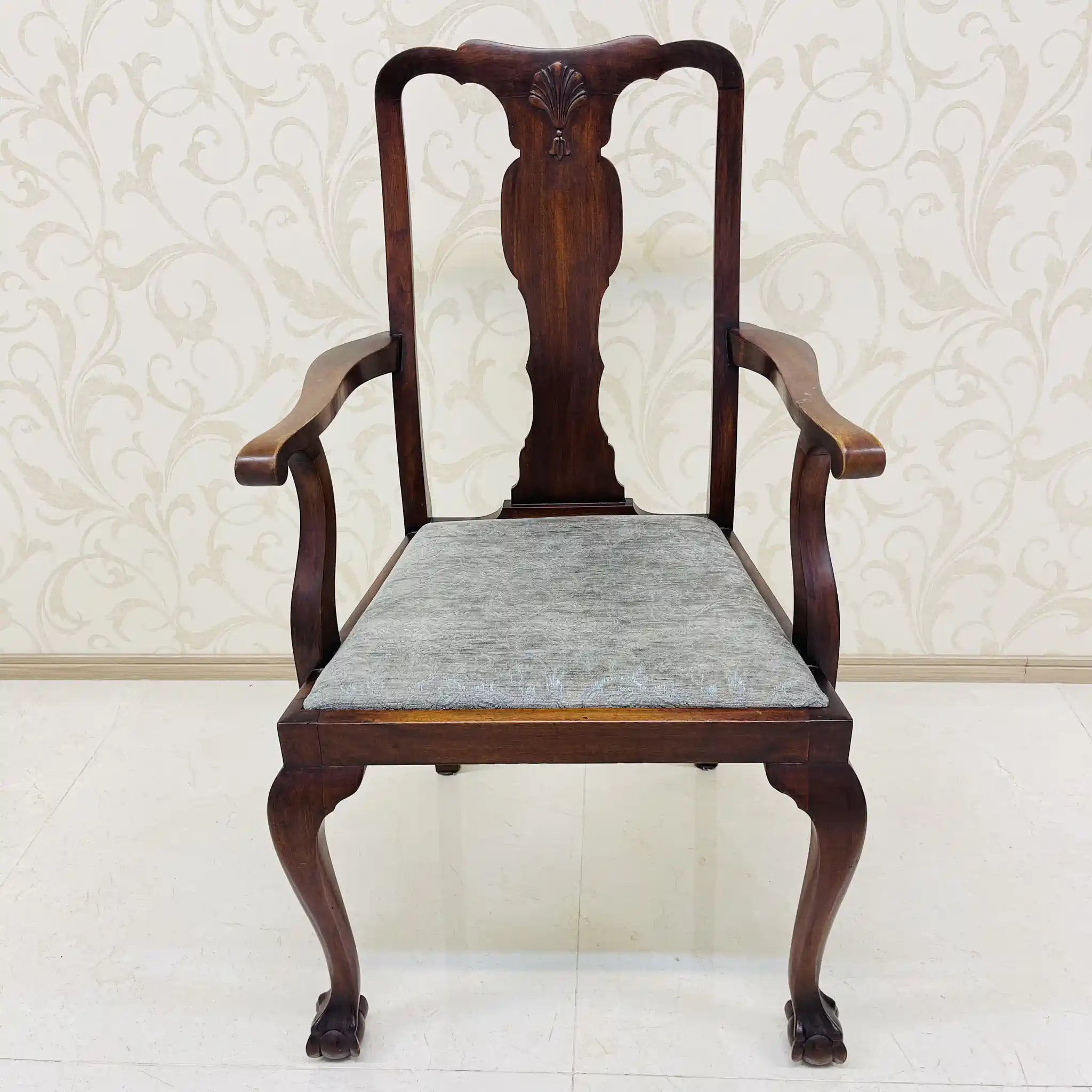 【ビンテージ】 クイーンアンチェア / マカボニー