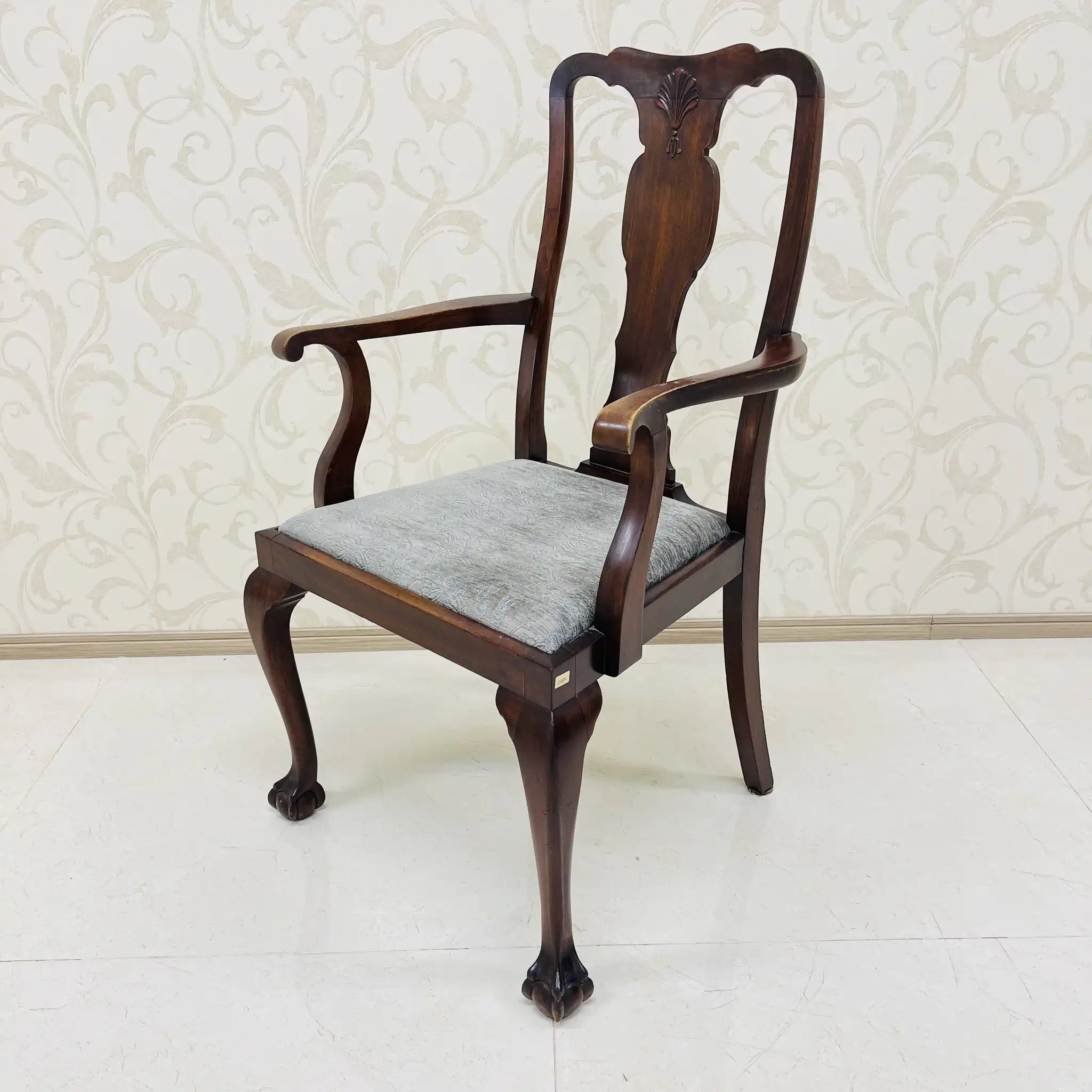 【ビンテージ】 クイーンアンチェア / マカボニー