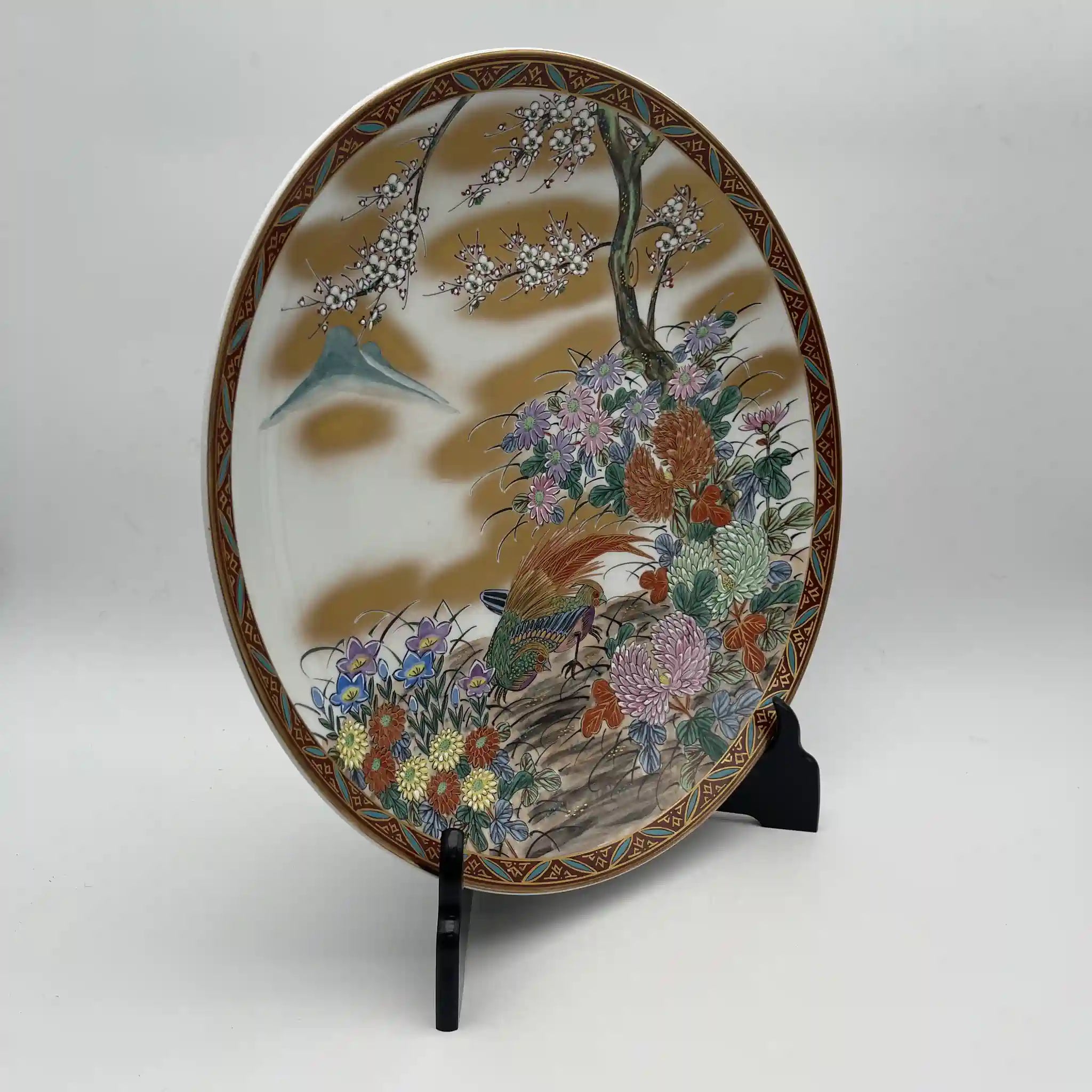 【リユース】 飾皿 皿立て付 / 寛山作 / 九谷焼 / 日本 / 箱付き