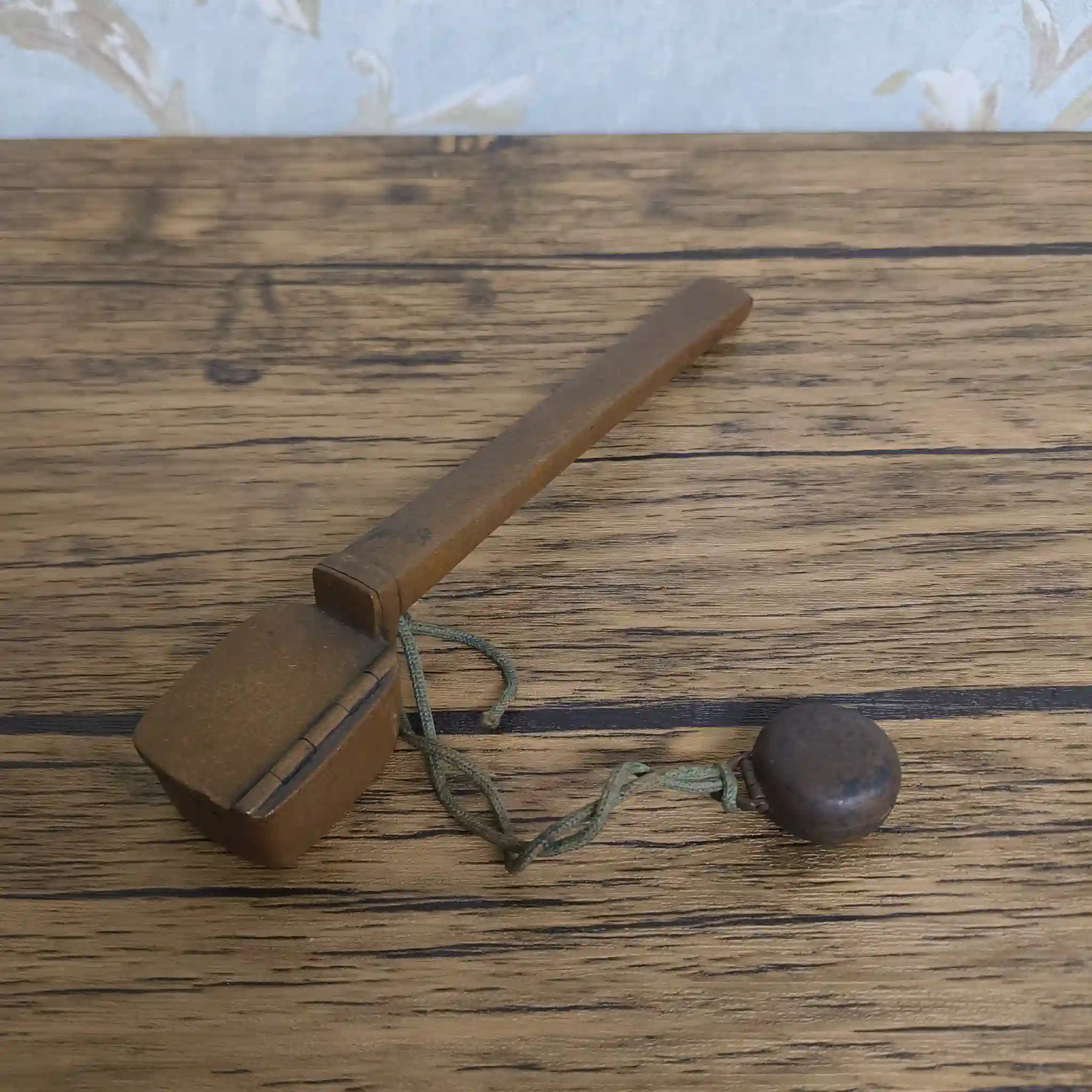 【骨董品】 矢立 (携帯筆記用具) / 江戸末期-明治 (推定) / 銅 / 日本 / 筆入れ, 墨壺