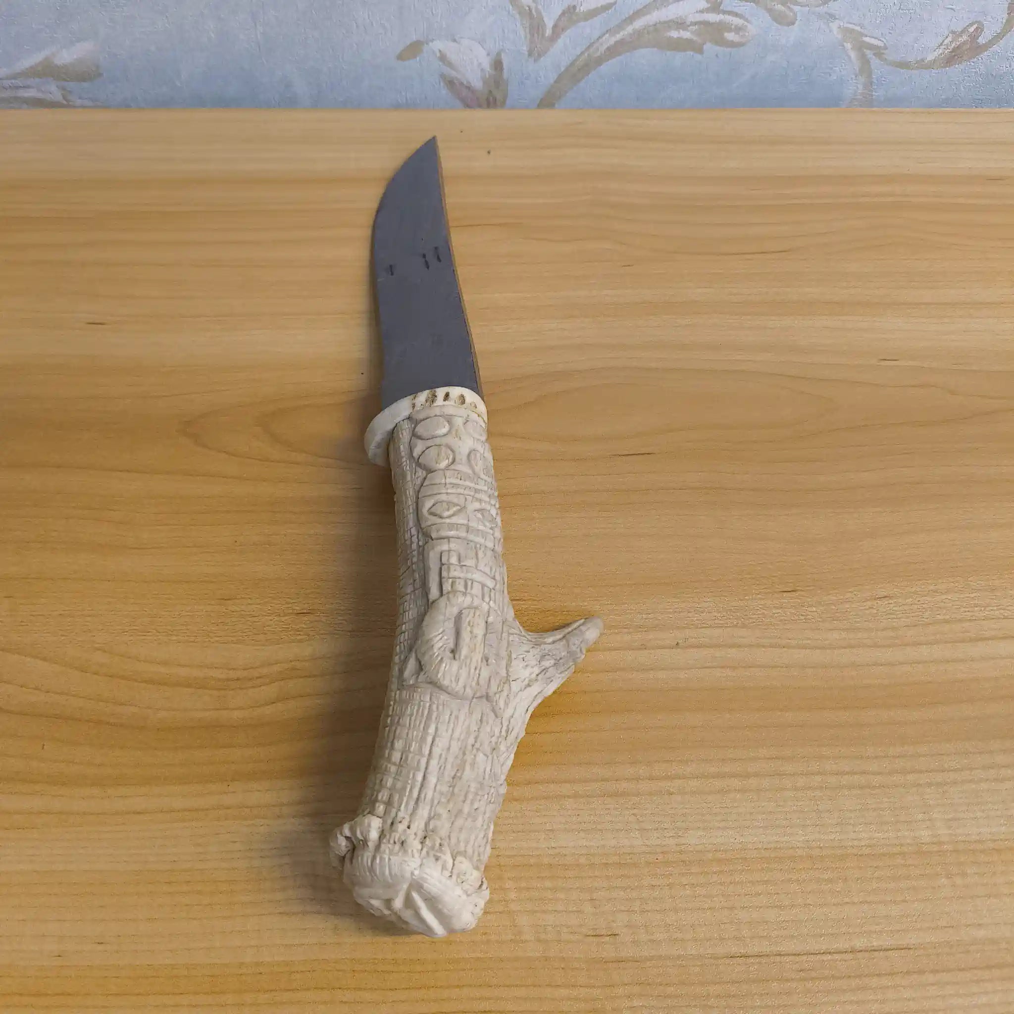 【リユース】 模造ナイフ / 鉄隕石 (推定) / 北欧 (推定)