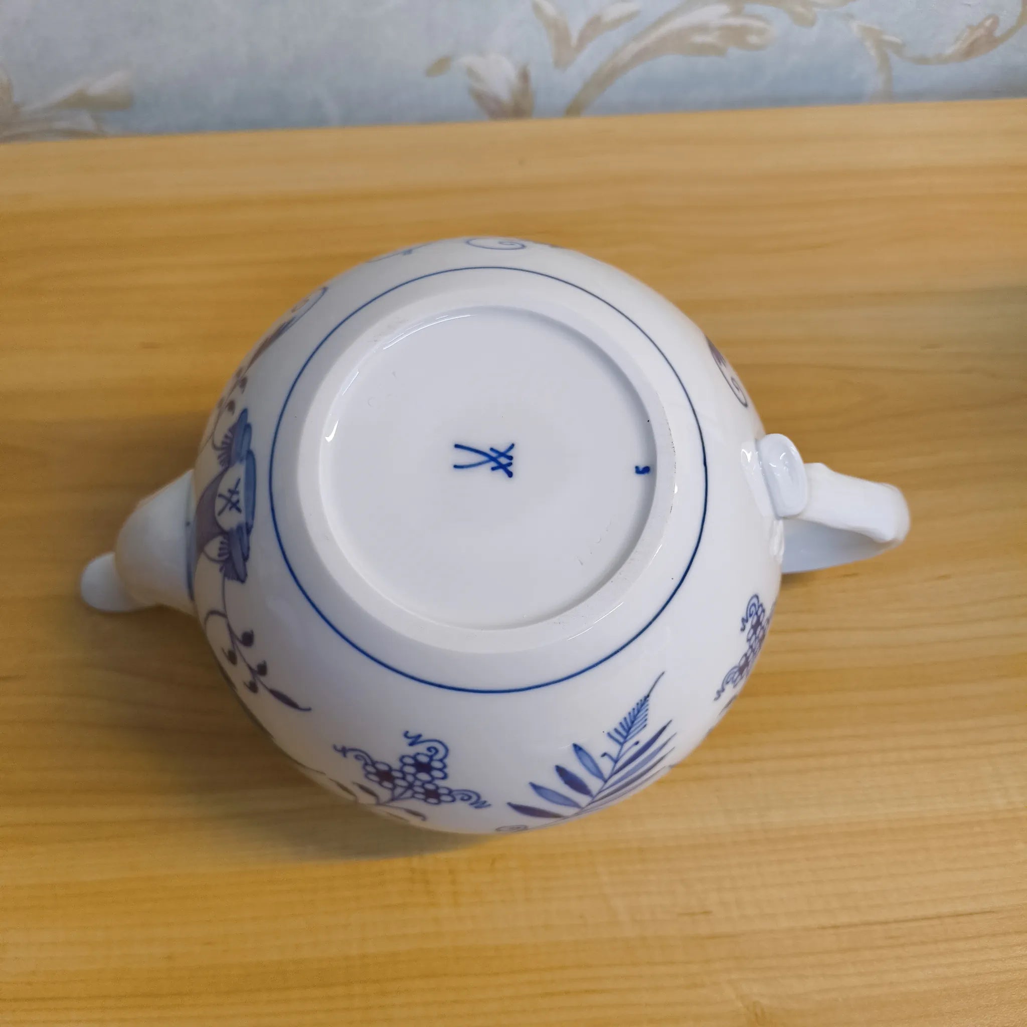 【リユース】 ティーセット (ティーポット, クリーマー, シュガーポット) / Meissen (マイセン) / Blue Onion / 推定20C後期 / 磁器 / ドイツ