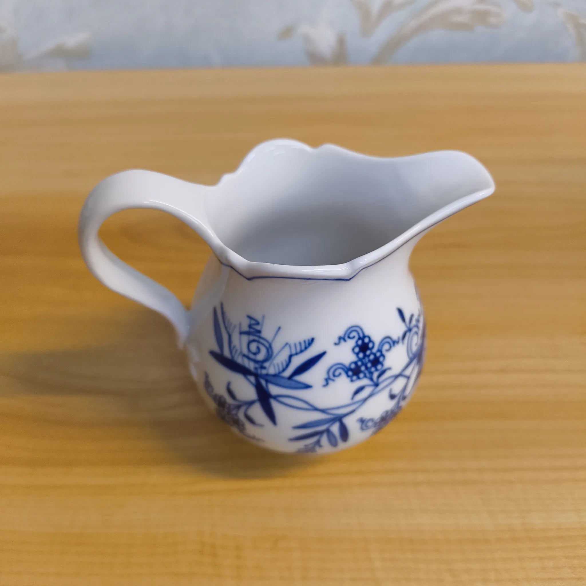 【リユース】 ティーセット (ティーポット, クリーマー, シュガーポット) / Meissen (マイセン) / Blue Onion / 推定20C後期 / 磁器 / ドイツ