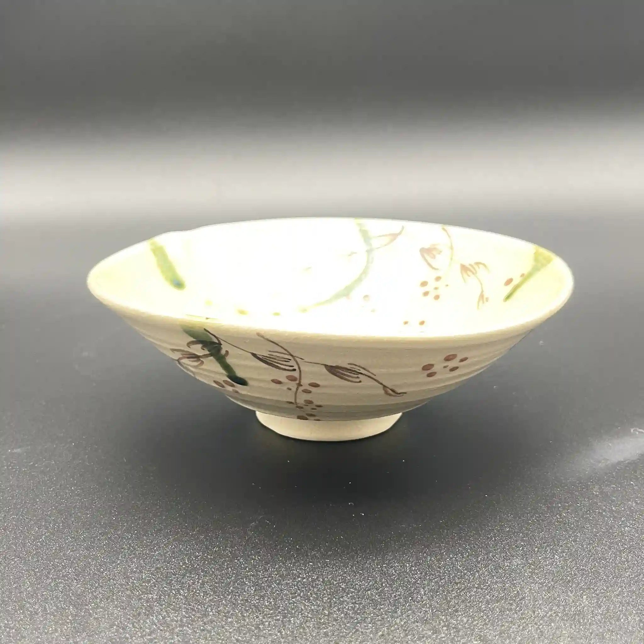 【骨董品】 茶道具一式 / 茶棚,茶碗,茶入れ,薄茶 ,茶筅,茶杓,建水,蓋置,箱,未使用