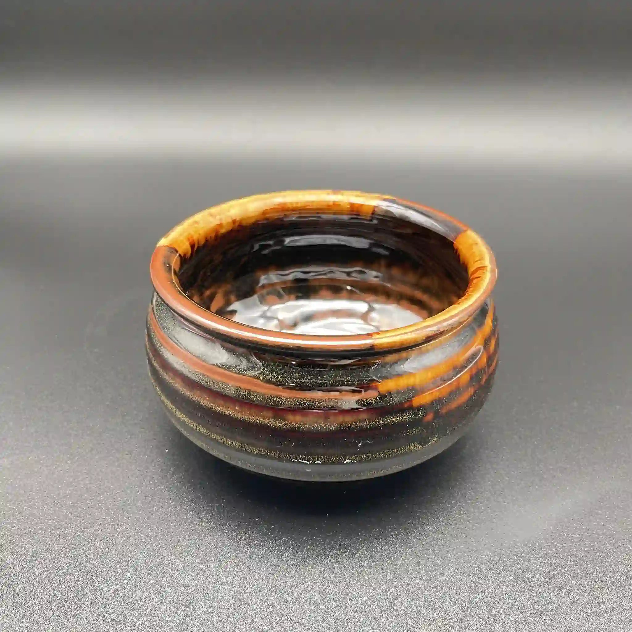 【骨董品】 茶道具一式 / 茶棚,茶碗,茶入れ,薄茶 ,茶筅,茶杓,建水,蓋置,箱,未使用