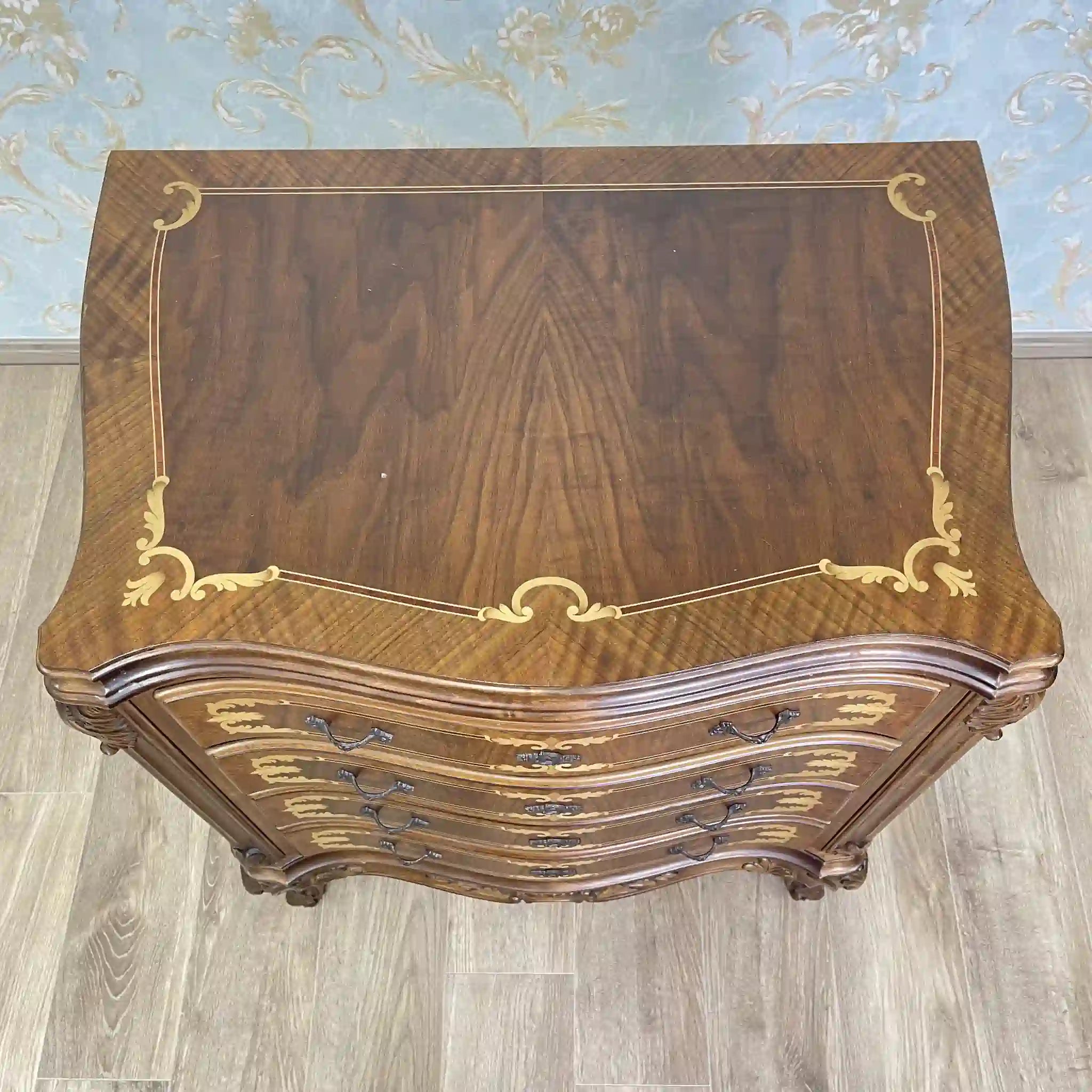 【アンティーク】 サーペンタイン型チェスト / フランス / 象嵌,猫脚