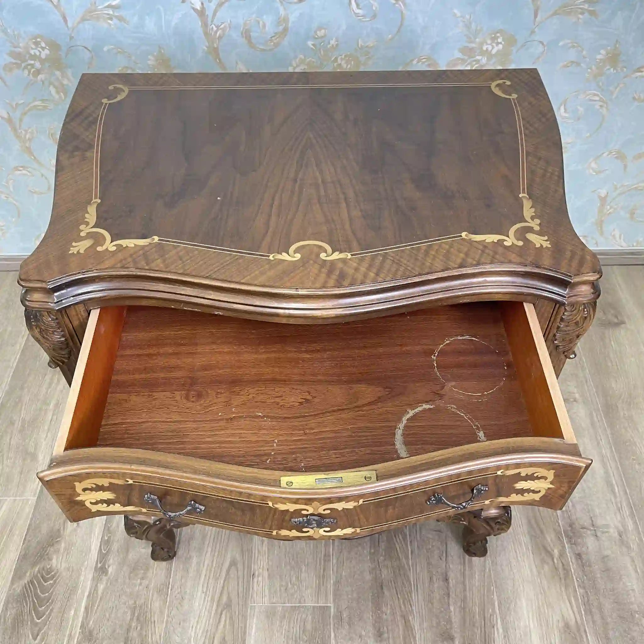 【アンティーク】 サーペンタイン型チェスト / フランス / 象嵌,猫脚