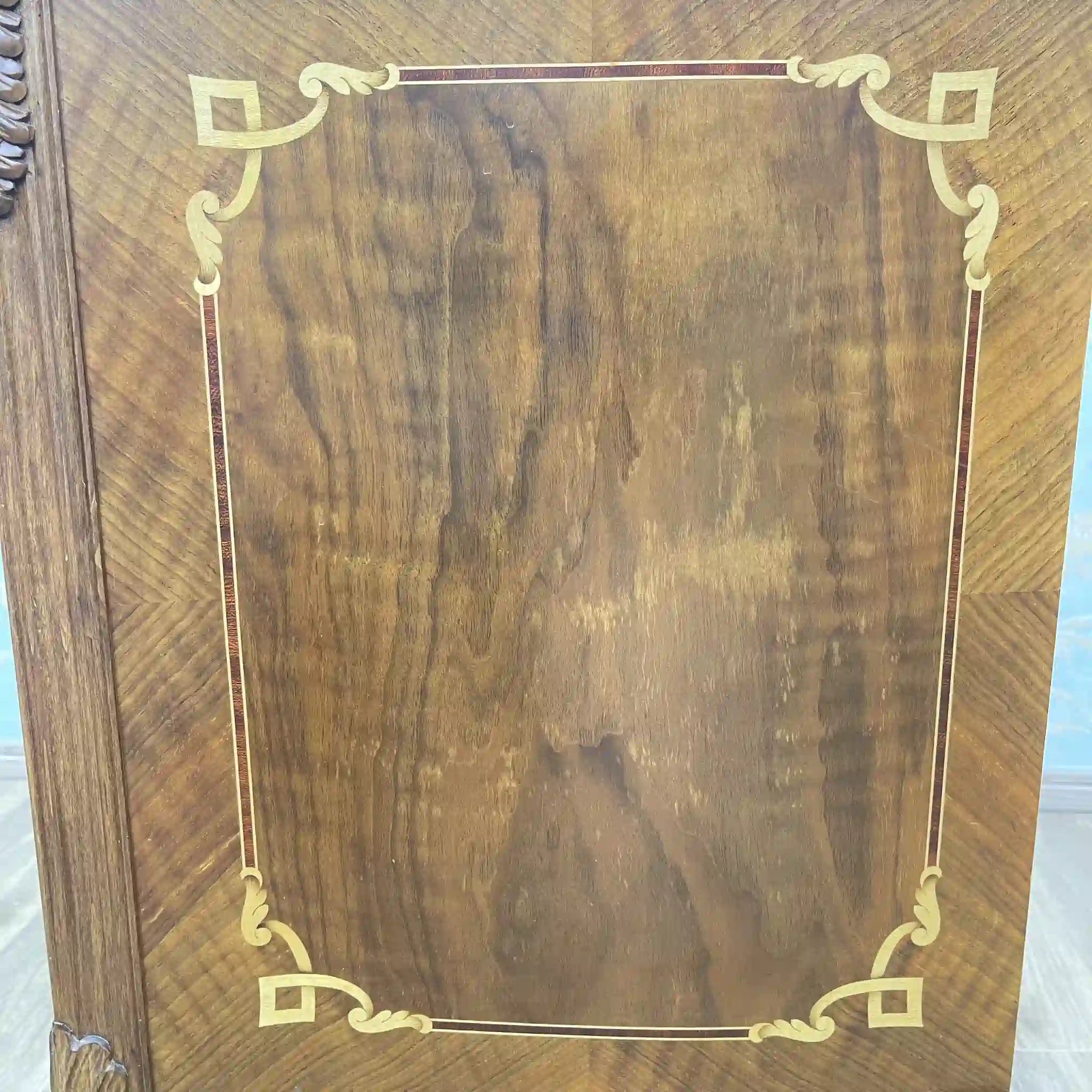 【アンティーク】 サーペンタイン型チェスト / フランス / 象嵌,猫脚