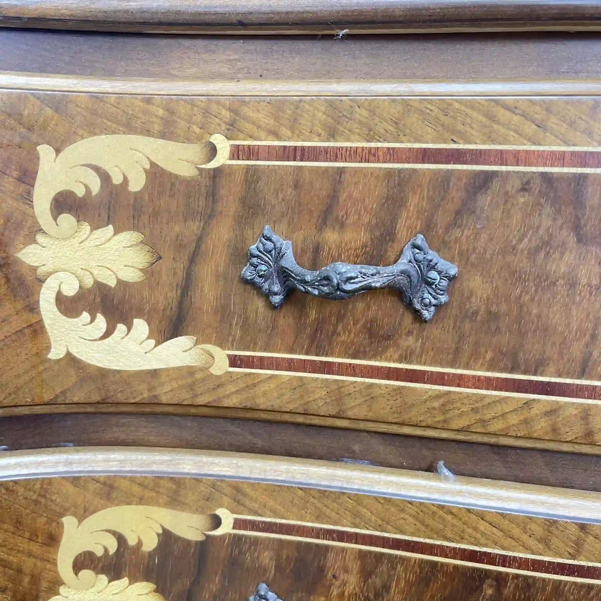 【アンティーク】 サーペンタイン型チェスト / フランス / 象嵌,猫脚