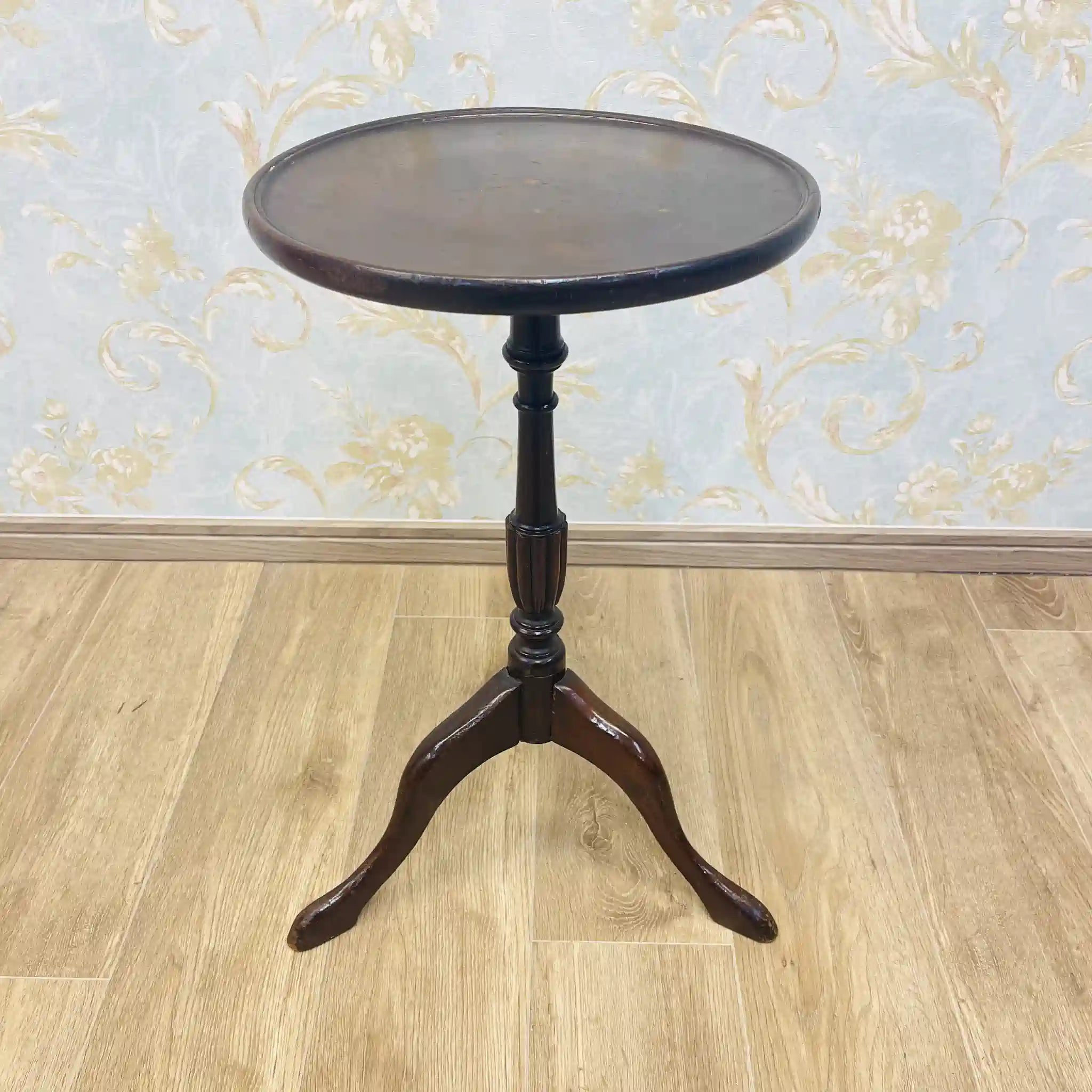 【アンティーク】 トライポットテーブル（三脚テーブル） / 18世紀後半から19世紀頃 / イギリス / 轆轤細工,カブリオールレッグ