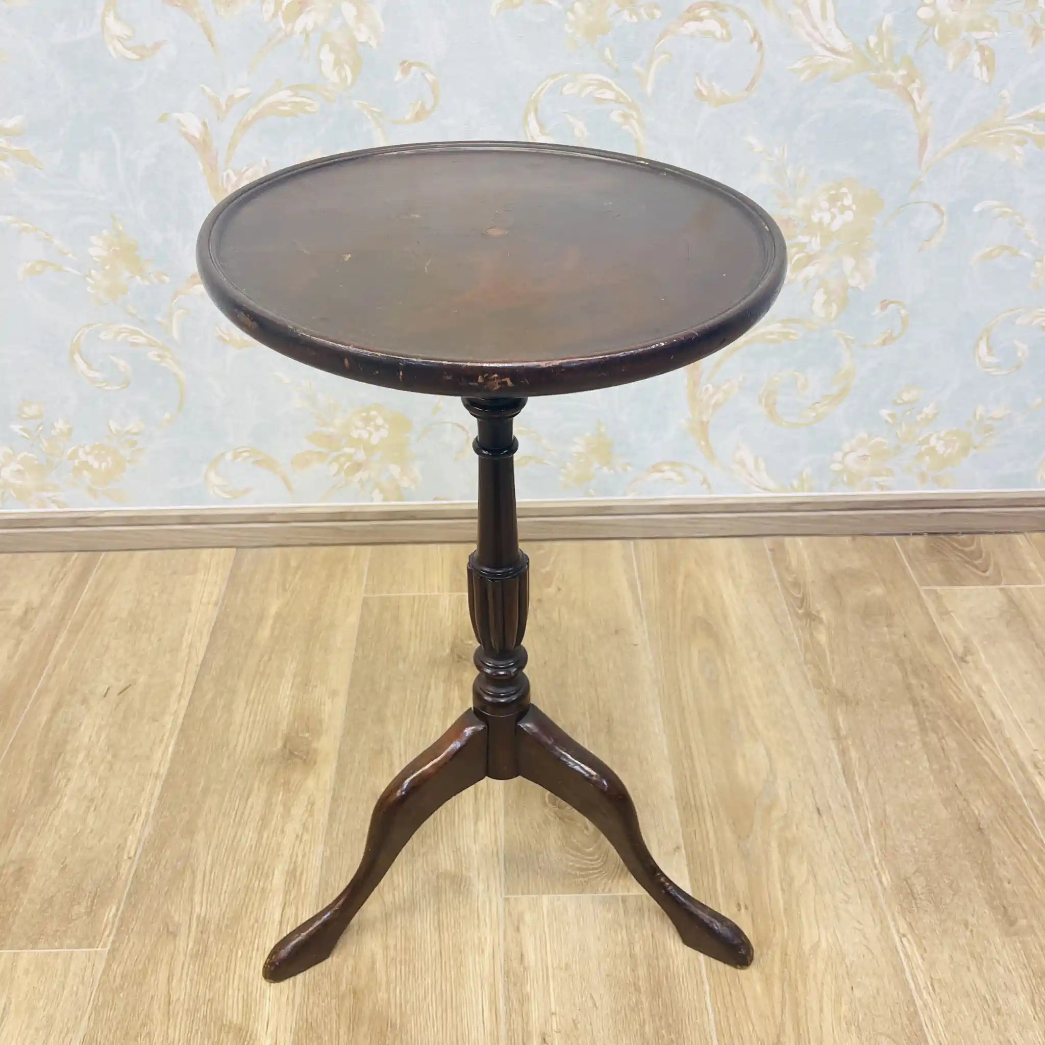 【アンティーク】 トライポットテーブル（三脚テーブル） / 18世紀後半から19世紀頃 / イギリス / 轆轤細工,カブリオールレッグ