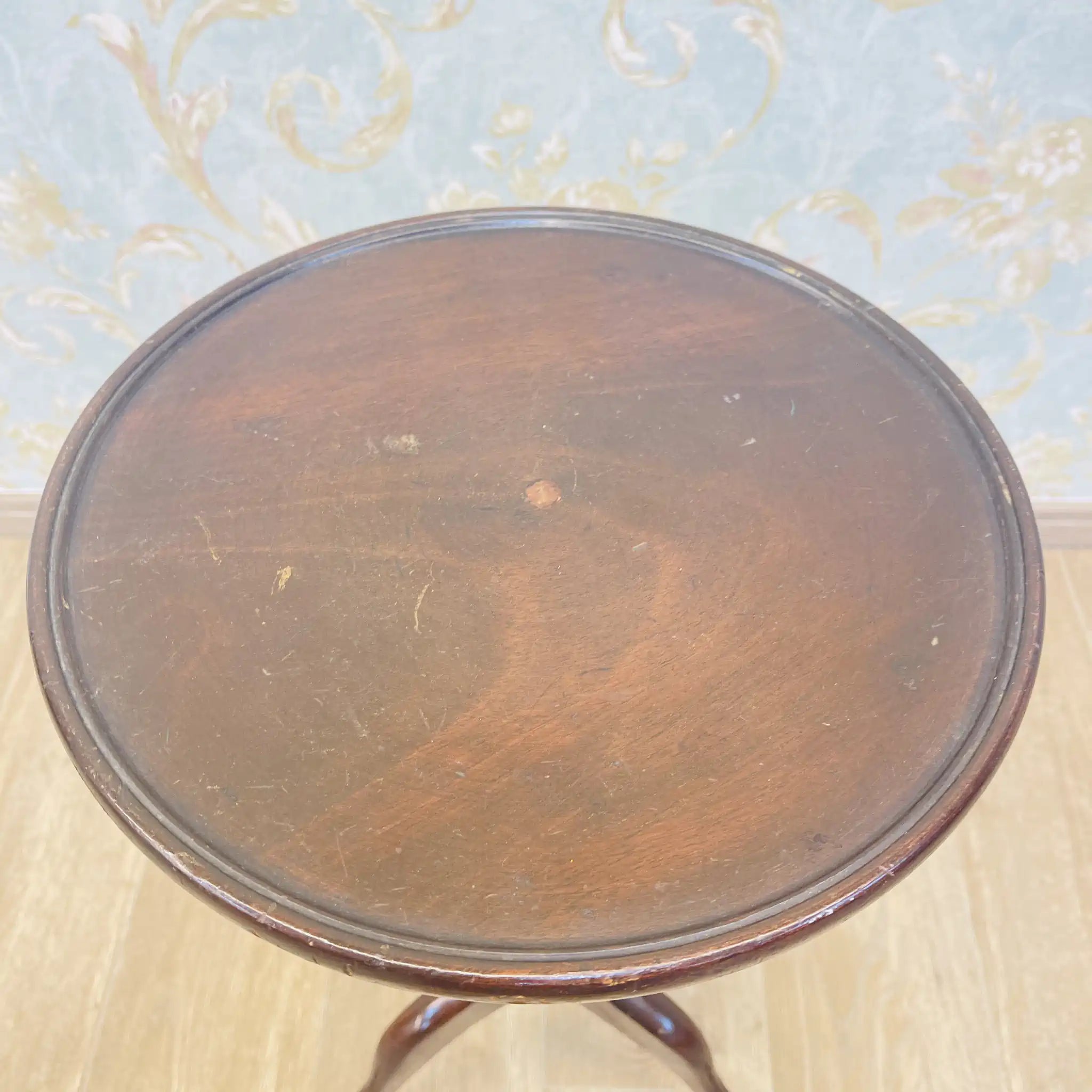 【アンティーク】 トライポットテーブル（三脚テーブル） / 18世紀後半から19世紀頃 / イギリス / 轆轤細工,カブリオールレッグ