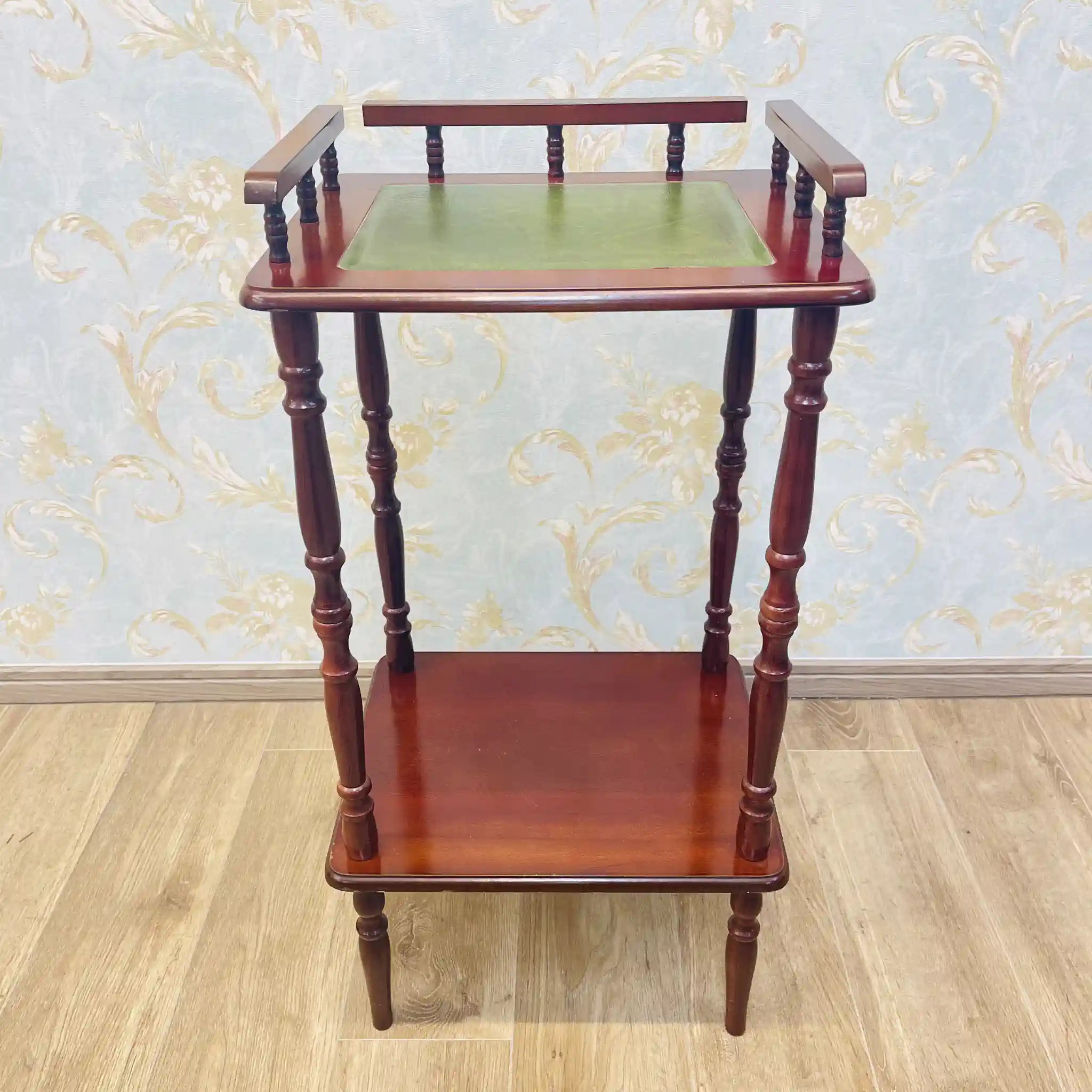 【アンティーク】 サイドテーブル / リージェンシー様式 / 1920～1950年代 / イギリス / 挽物細工,ターニング