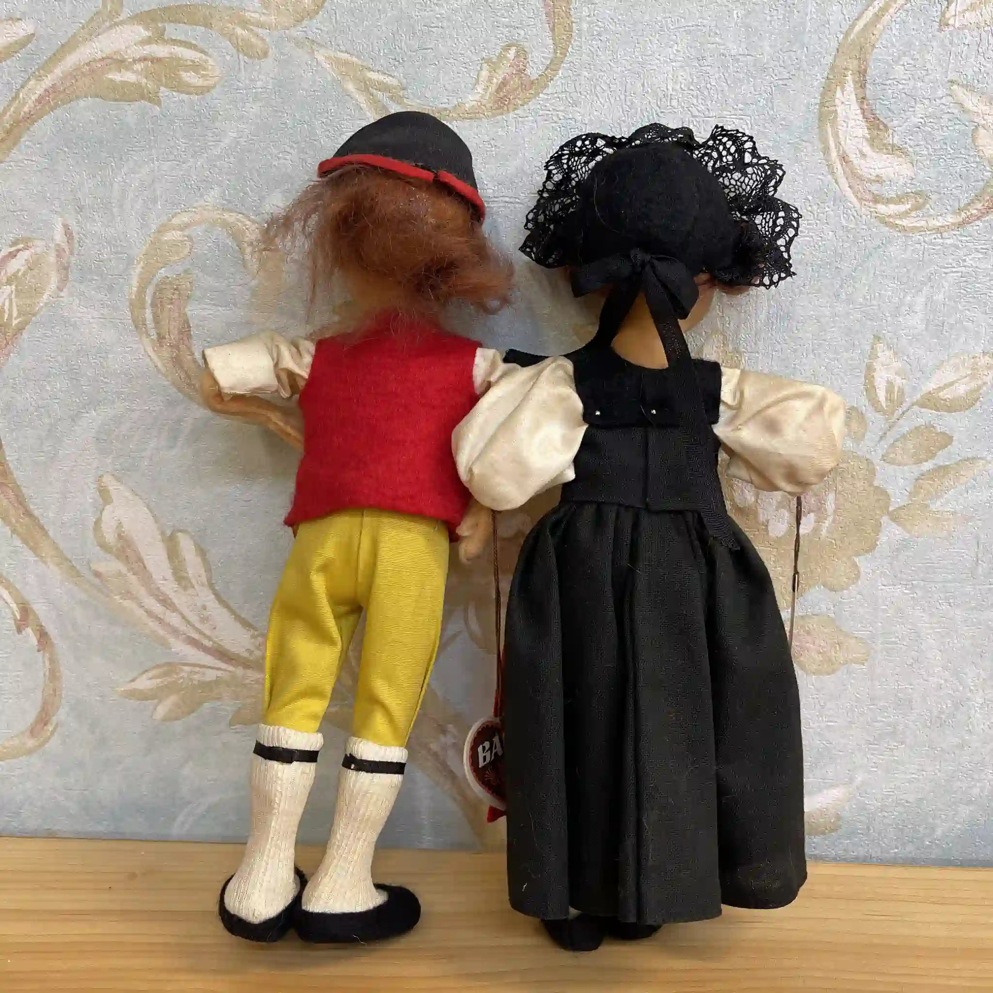 [Vintage] Doll 2P / Appenzell, Bern / Estimated 1970-80s / Cloth / Switzerland / Folk costume
