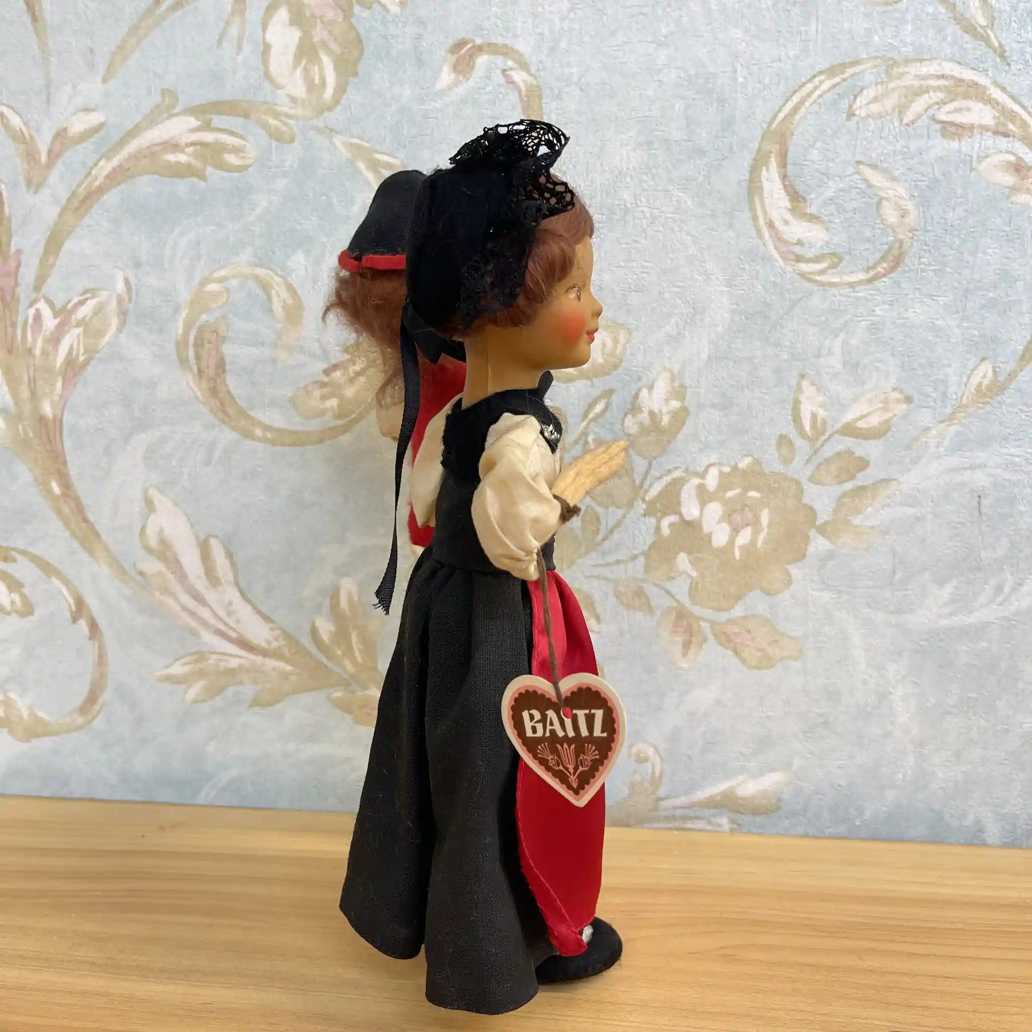 [Vintage] Doll 2P / Appenzell, Bern / Estimated 1970-80s / Cloth / Switzerland / Folk costume