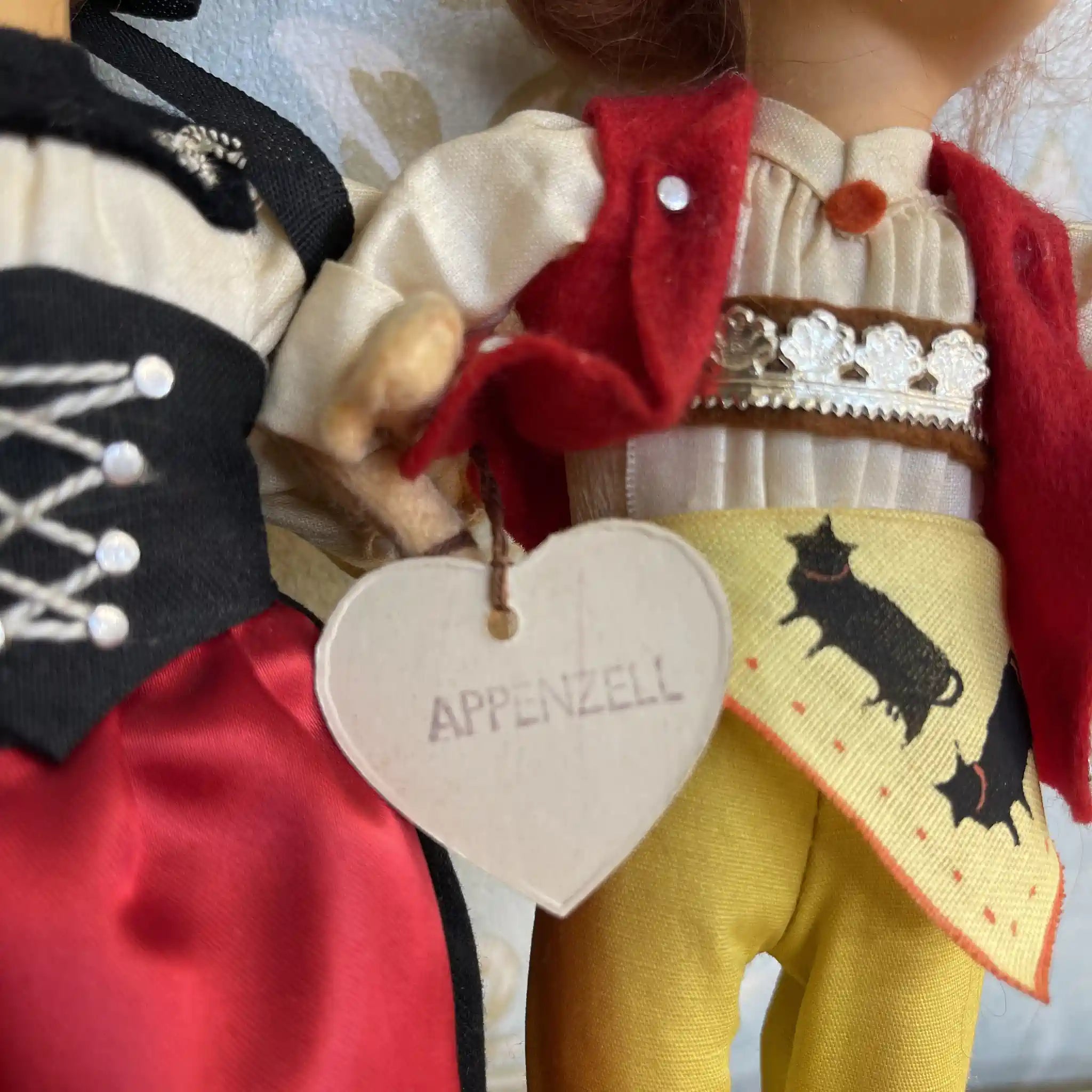 [Vintage] Doll 2P / Appenzell, Bern / Estimated 1970-80s / Cloth / Switzerland / Folk costume