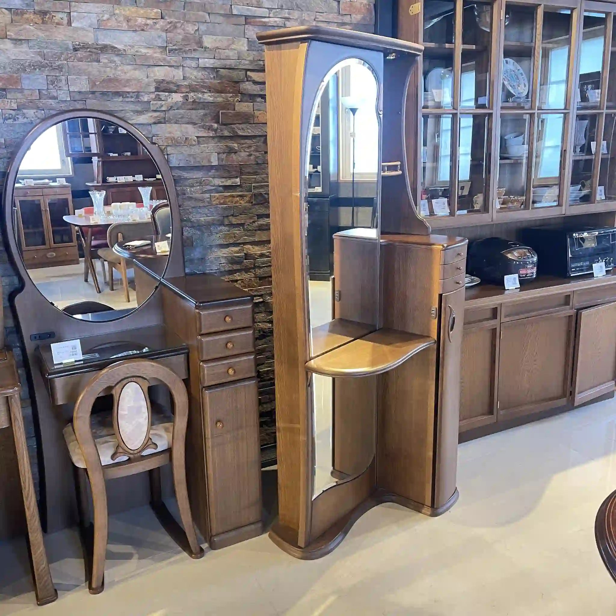 【骨董品】 姿見台 和風 / 抽斗の取手の緩み修理済み