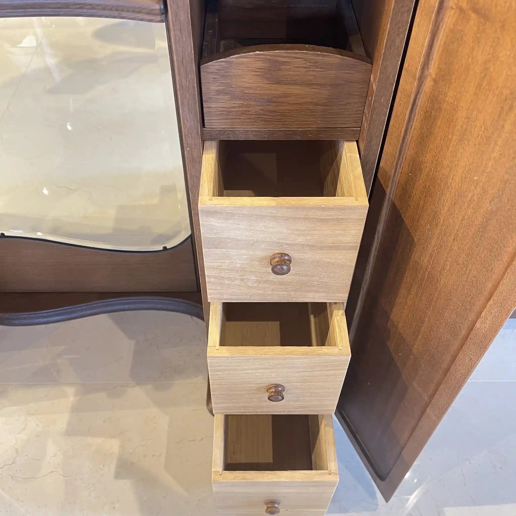 【骨董品】 姿見台 和風 / 抽斗の取手の緩み修理済み