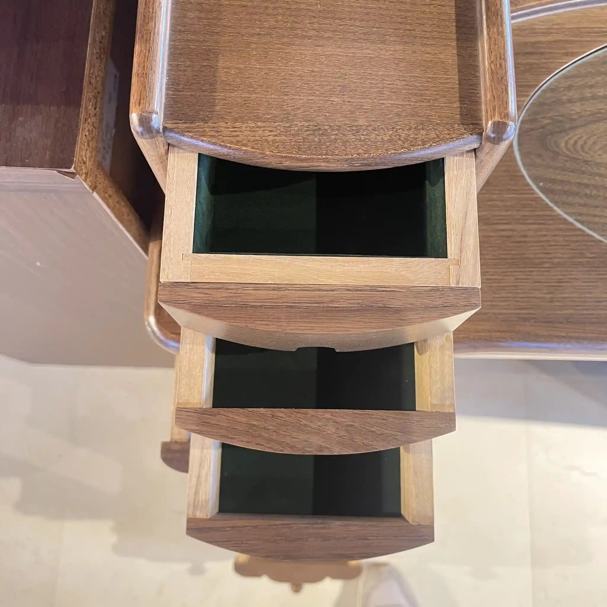 【リユース】 ドレッサー