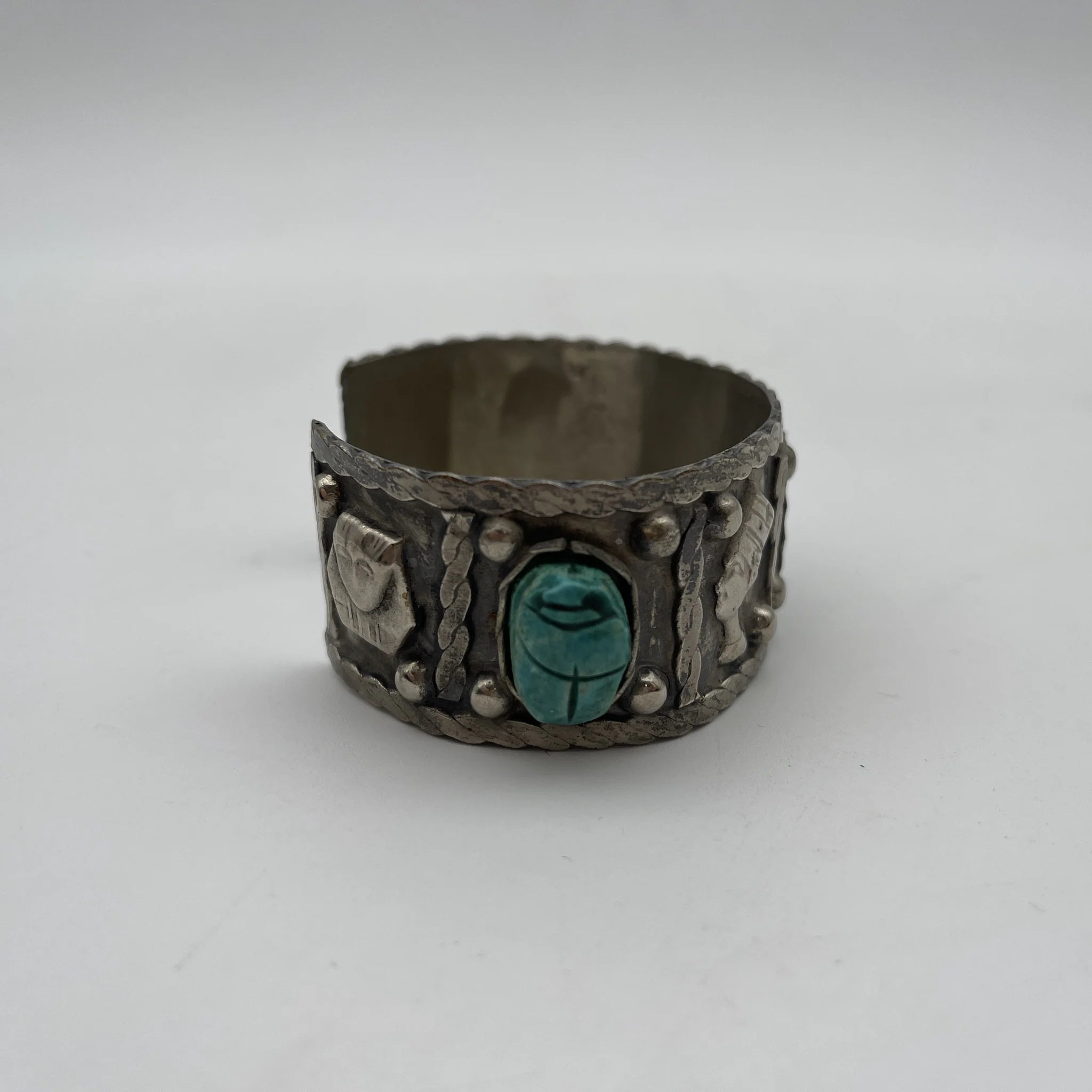 [Vintage] Bangle / Estimated mid-20C / Silver / Egypt / Scarab, Pharaoh