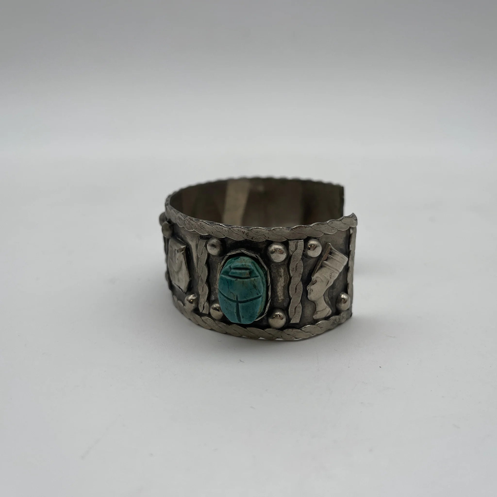 [Vintage] Bangle / Estimated mid-20C / Silver / Egypt / Scarab, Pharaoh