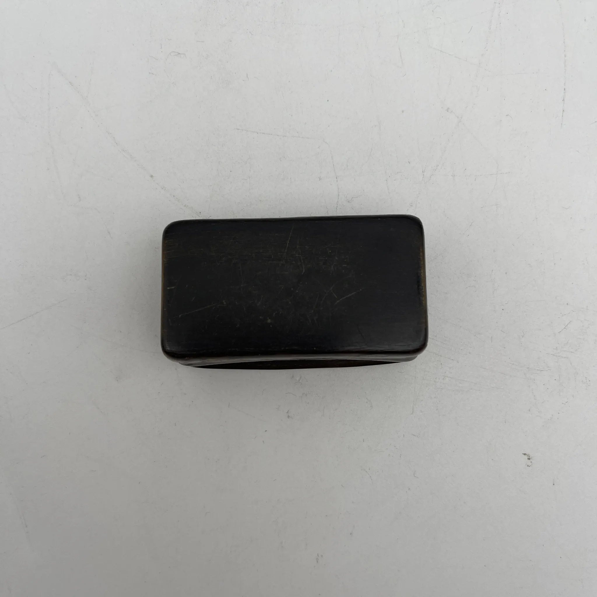 [Antique] Snuff box (accessory case) / Estimated late 19C / Tortoiseshell / France / Boule inlay