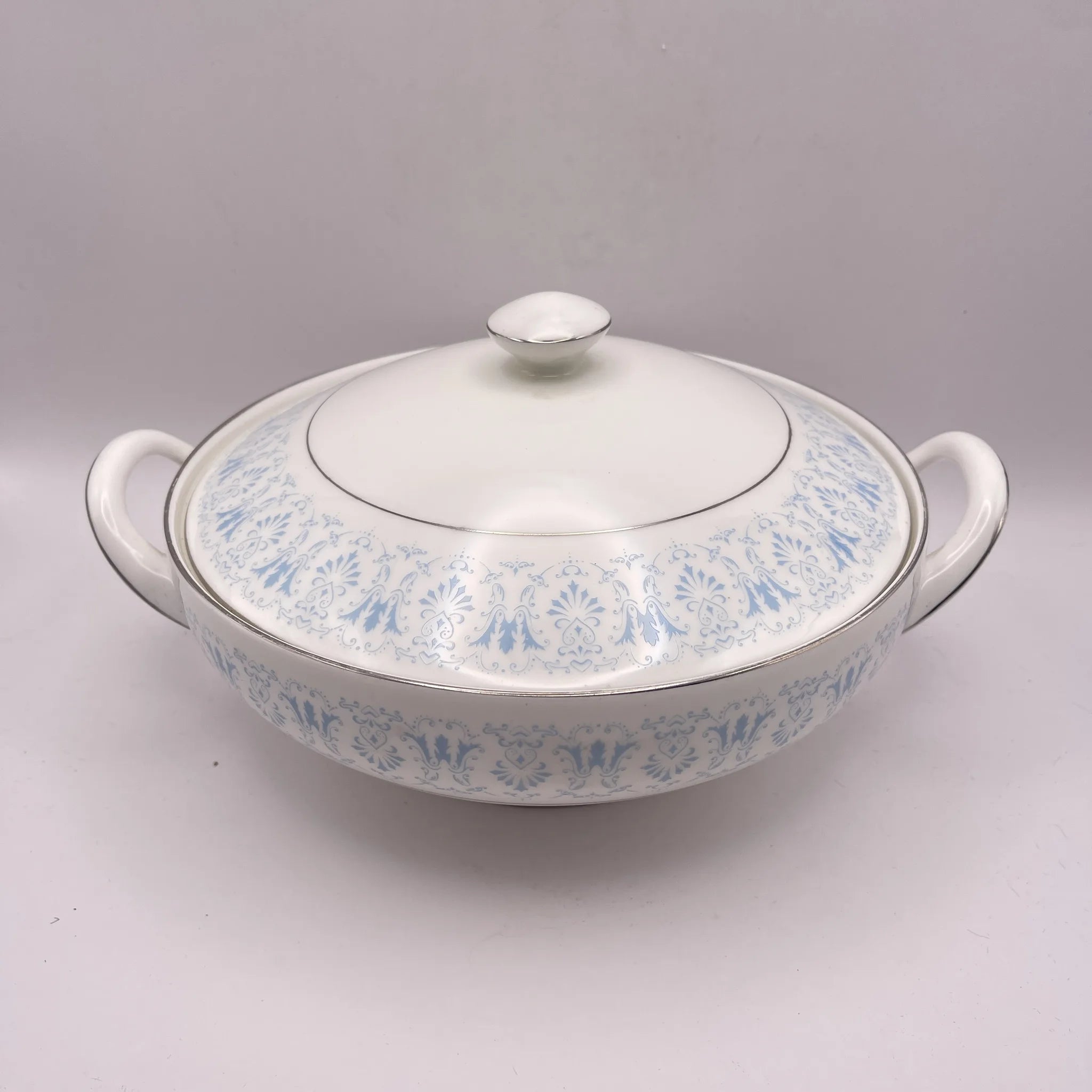 【アンティーク】 スープチューリン / Royal Chelsea(ロイヤル チェルシー) / Diadem / 1943年~1961年 / Bone China / イギリス