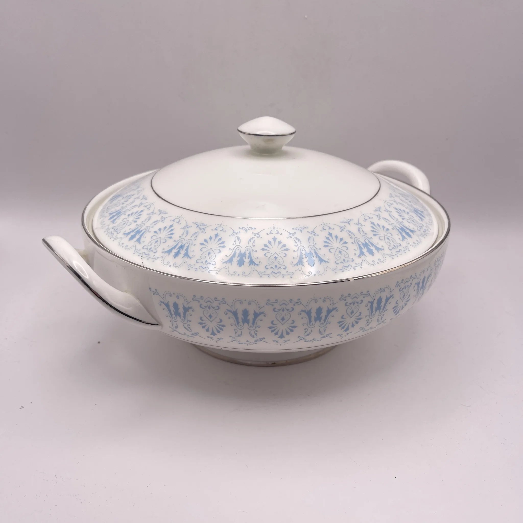 【アンティーク】 スープチューリン / Royal Chelsea(ロイヤル チェルシー) / Diadem / 1943年~1961年 / Bone China / イギリス