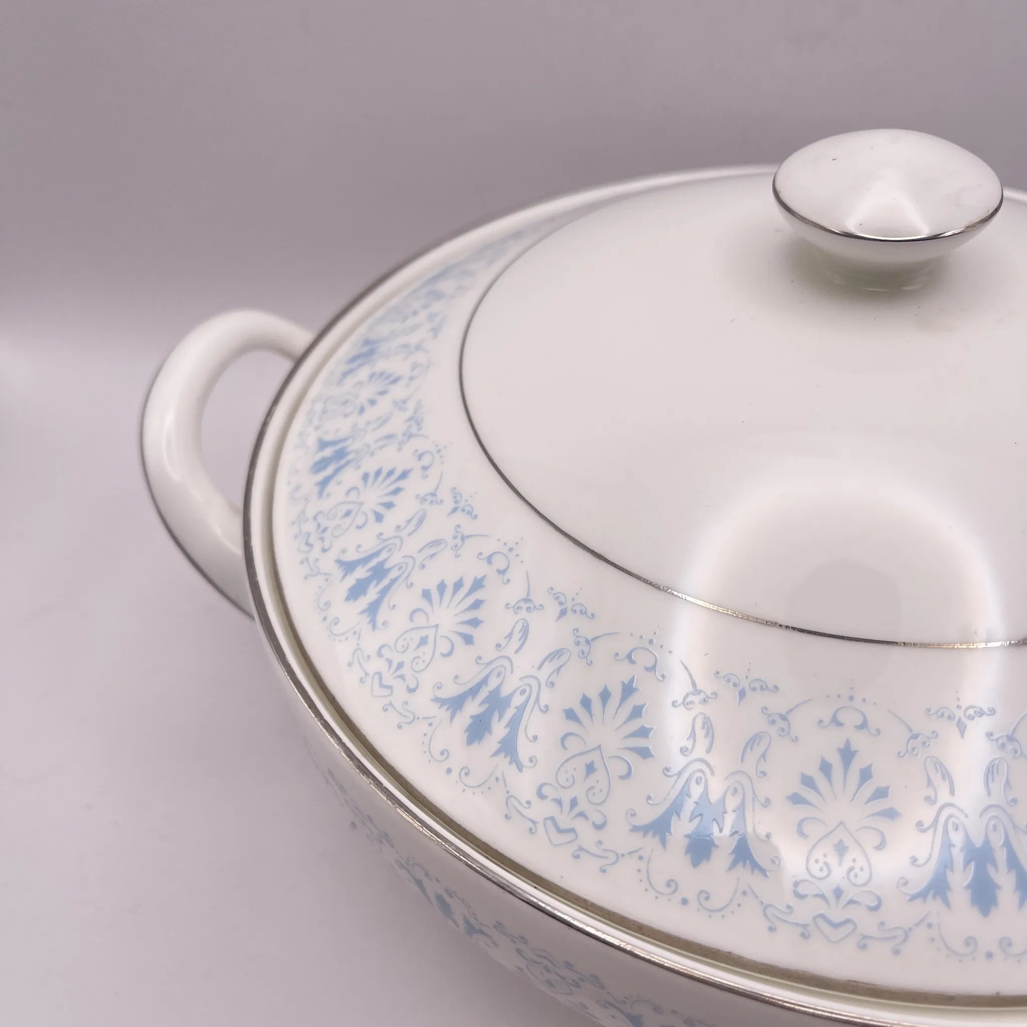 【アンティーク】 スープチューリン / Royal Chelsea(ロイヤル チェルシー) / Diadem / 1943年~1961年 / Bone China / イギリス