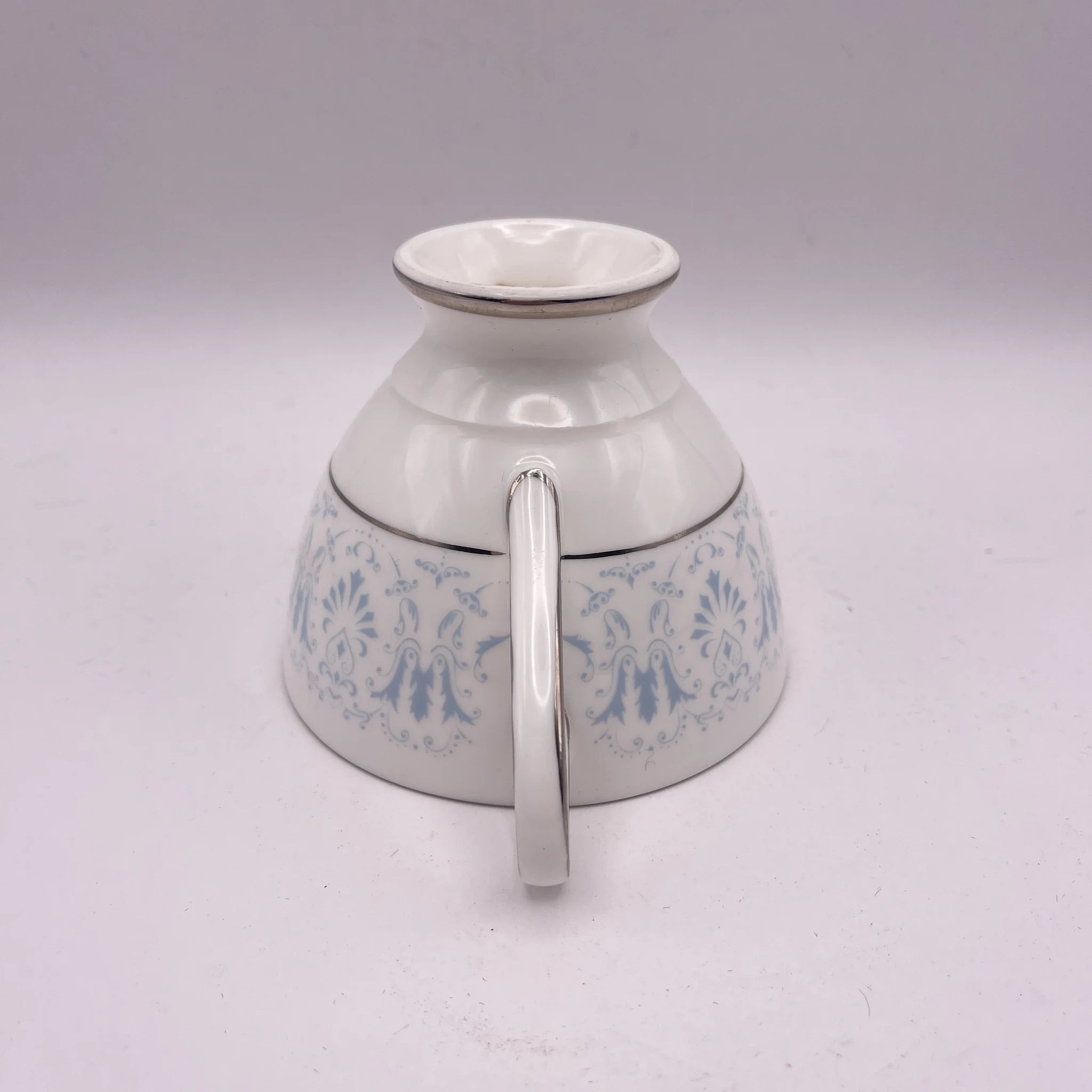 【アンティーク】 ティーカップ / Royal Chelsea(ロイヤル チェルシー) / Diadem / 1943年~1961年 / Bone China / イギリス