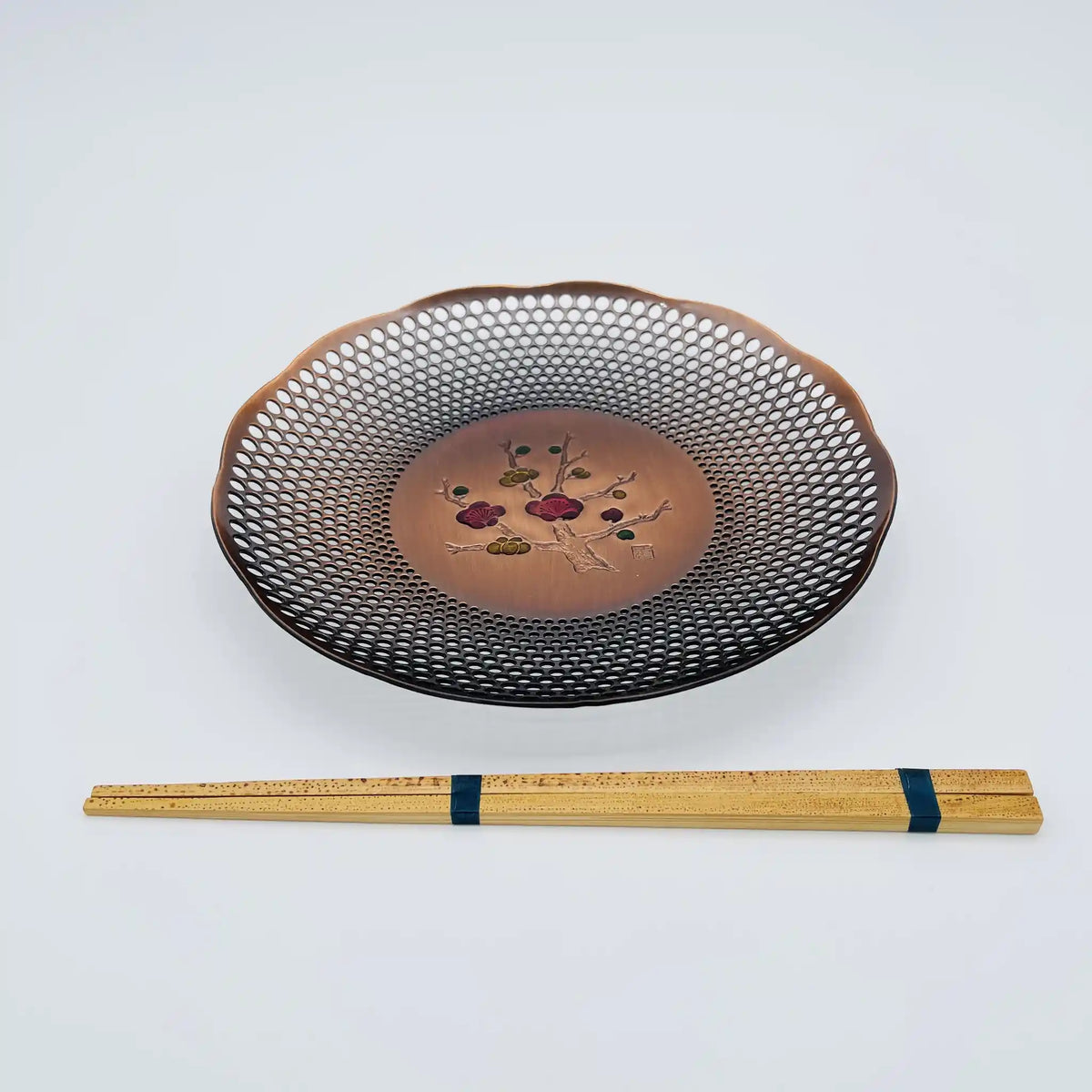 玉利久 / 盛皿(飾り皿) / 銅 / 日本 / 天然竹箸付き,和皿,ディスプレイ