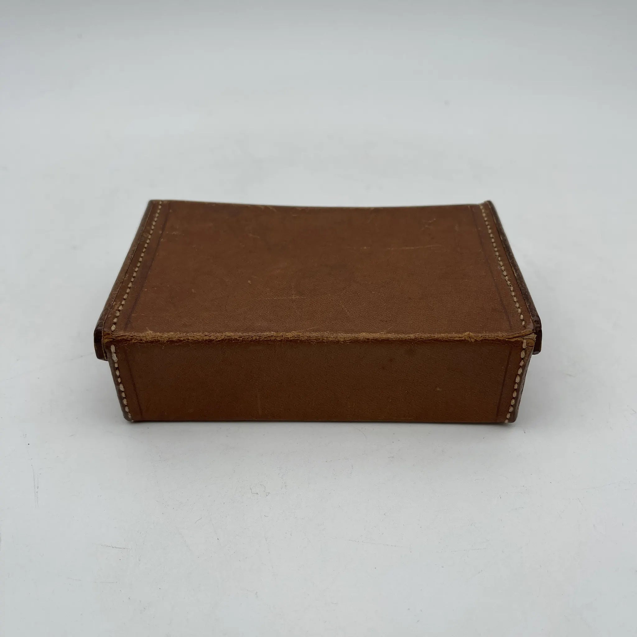 [Vintage] Trinket box (accessory case) / Estimated mid-20C / Genuine leather / Italy / Saddle stitch