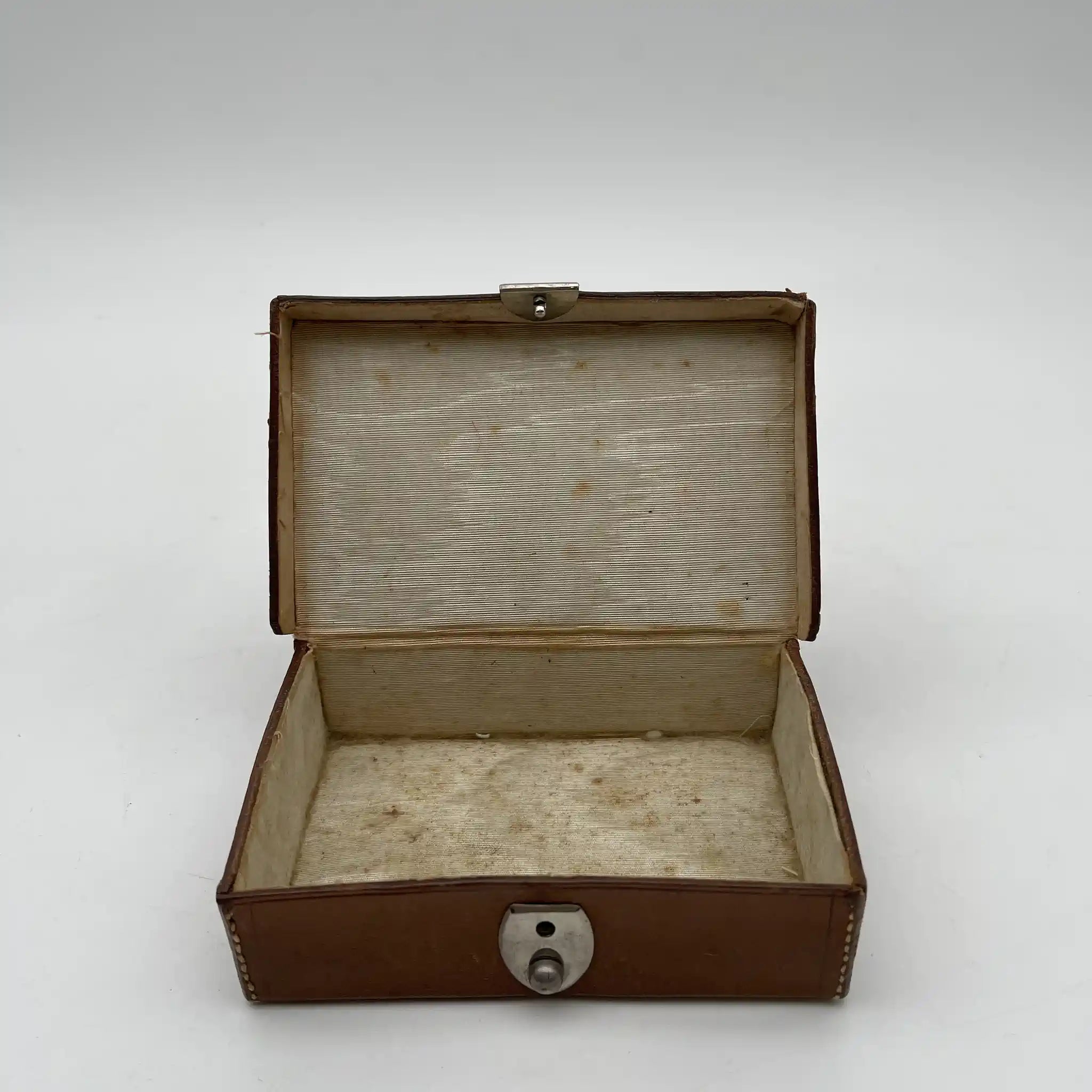 [Vintage] Trinket box (accessory case) / Estimated mid-20C / Genuine leather / Italy / Saddle stitch