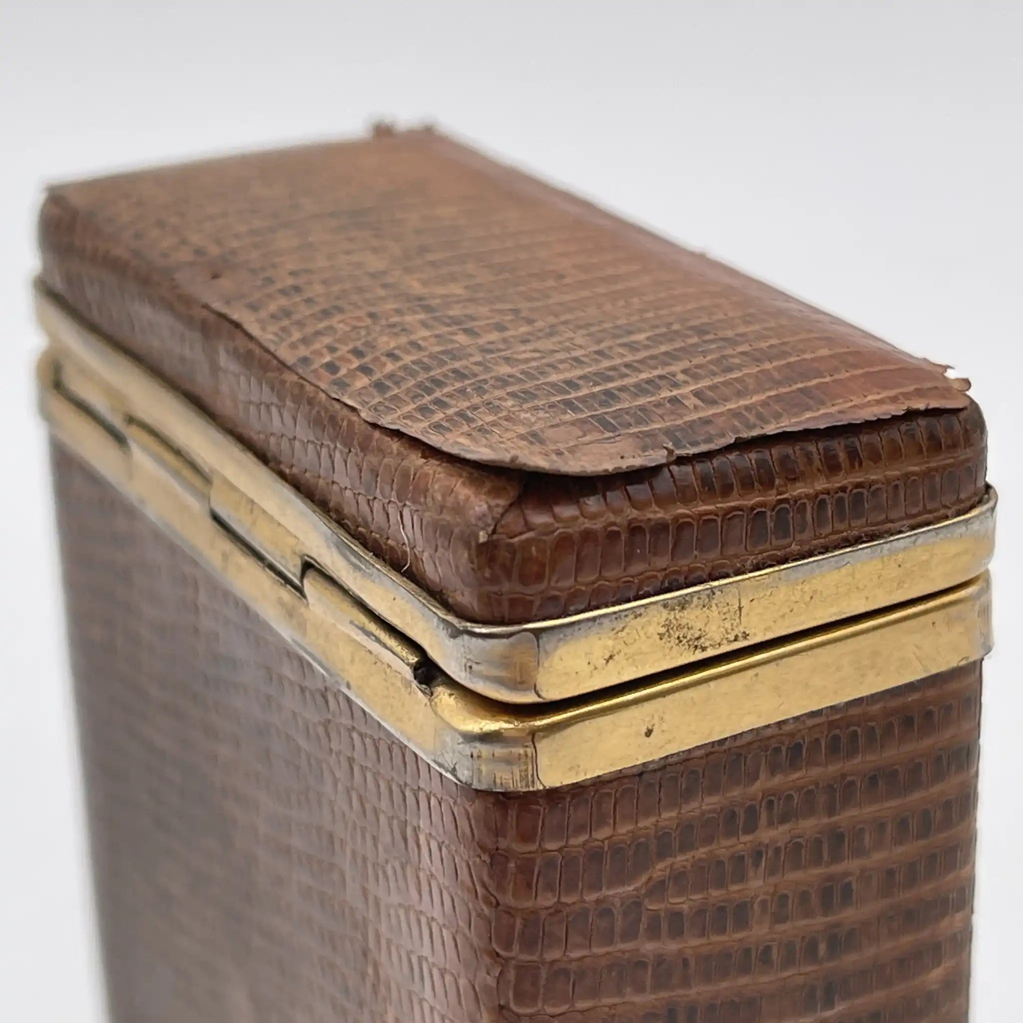 [Vintage] Cigarette case / Estimated mid-20C / Genuine leather / England