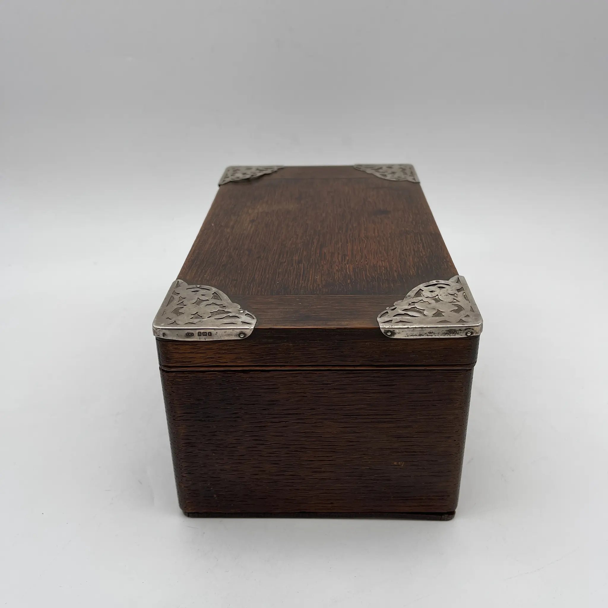 [Antique] Trinket box / 1900s / Oak / England / Hallmark