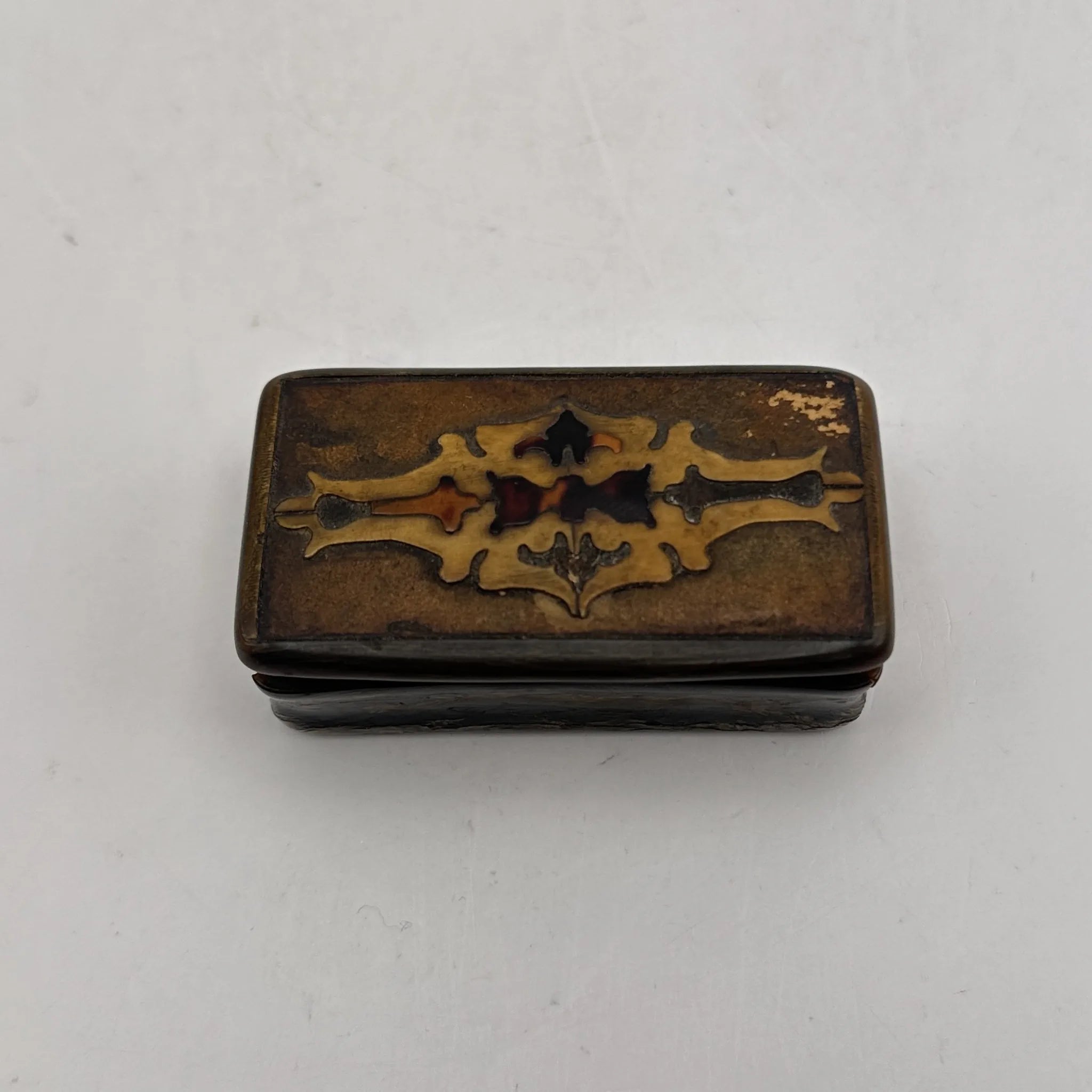 [Antique] Snuff box (accessory case) / Estimated late 19C / Tortoiseshell / France / Boule inlay