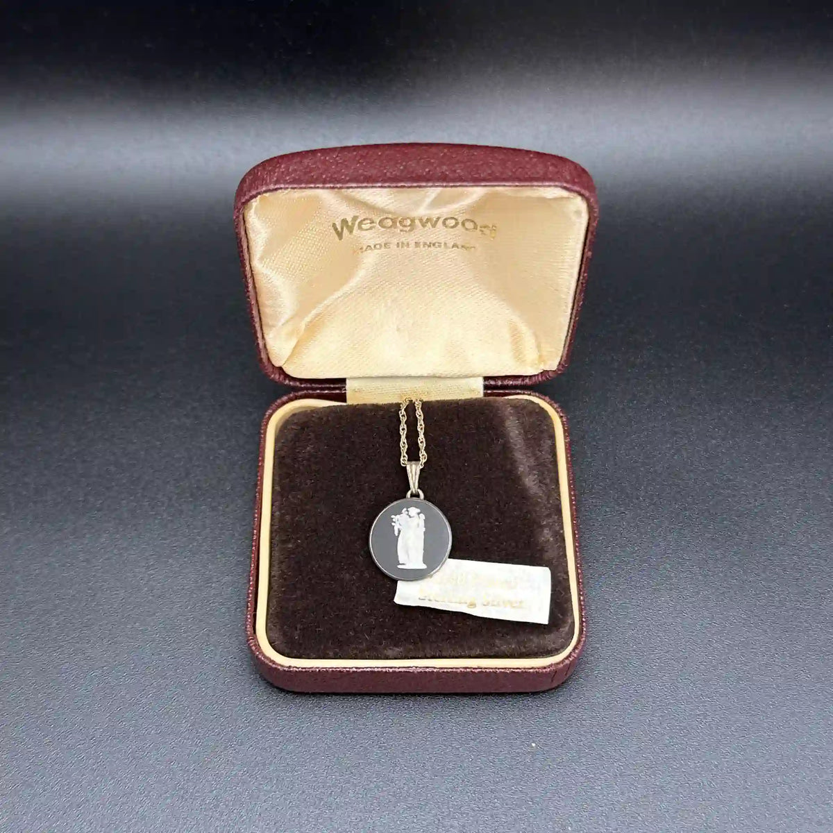 希少/1992年製　ウェッジウッド　純銀ジャスパーデスクスタンド　JW刻印　英国 Wedgwood(ウェッジウッド) / ネックレス / ジャスパーウェア / 20C後期