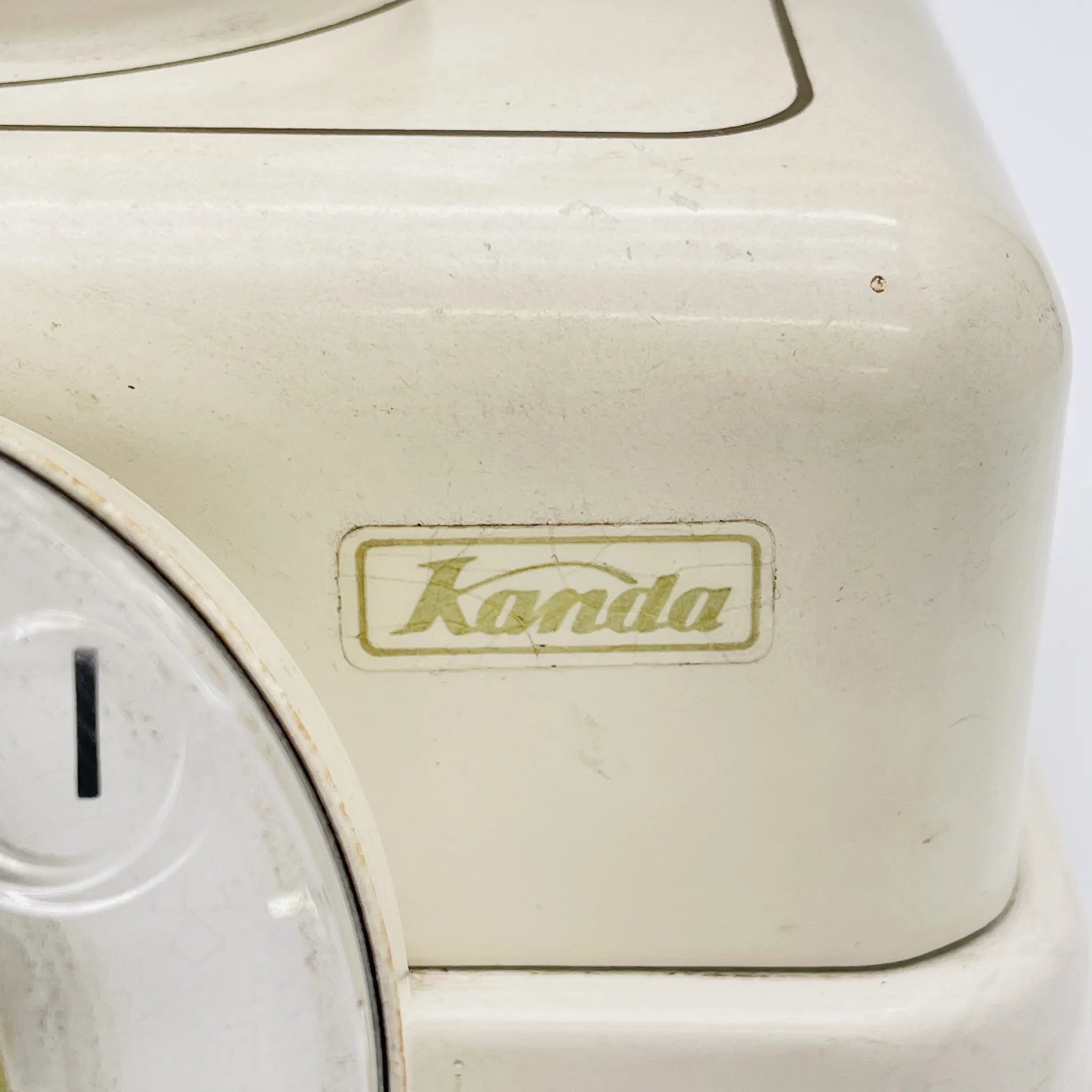 Kanda(神田通信工業株式会社) / 電話機 / DK-601 X1 / 1970年代 / 日本