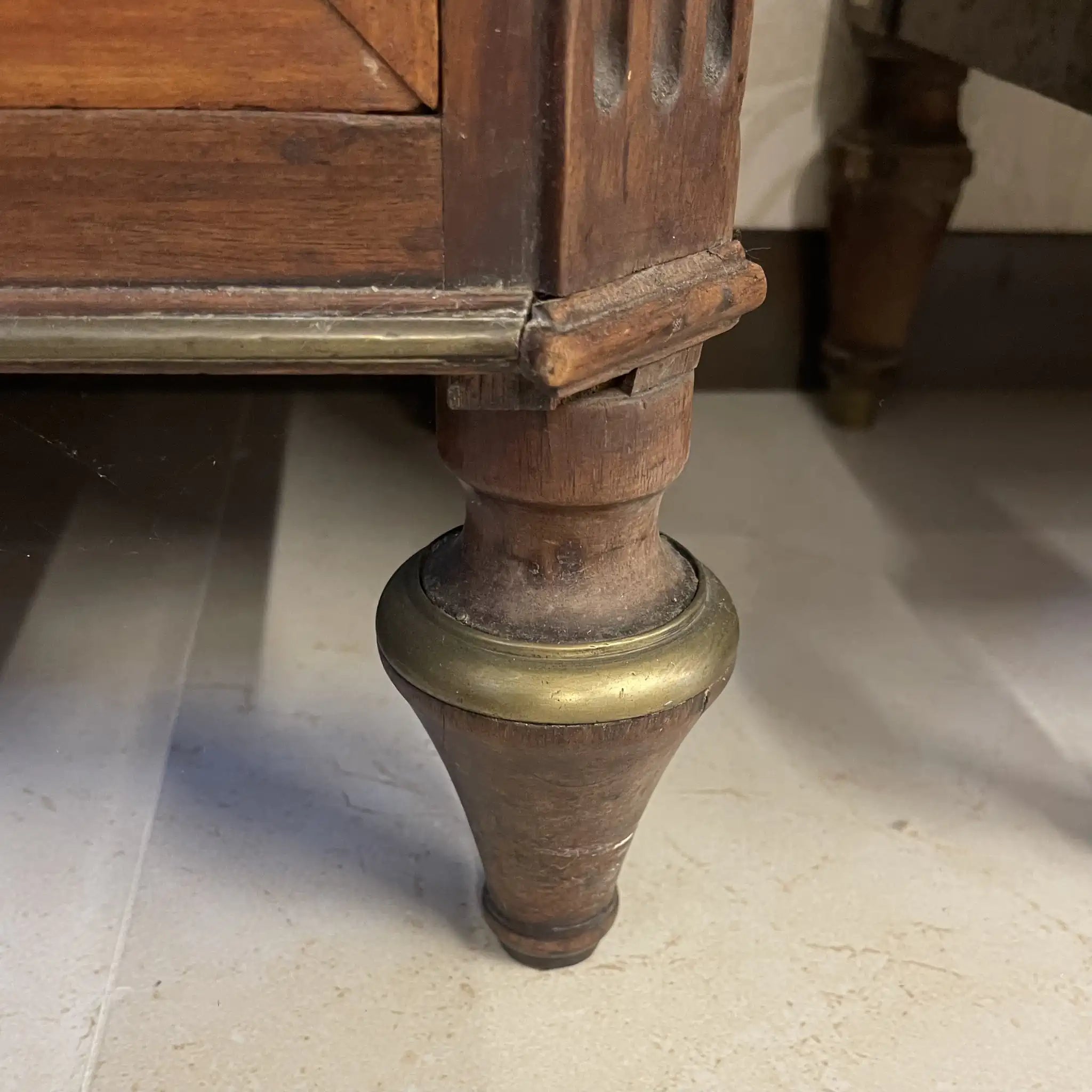 古書桌（秘書桌）/ 18世紀晚期 / 胡桃木 / 法國 / 直接從法國進口