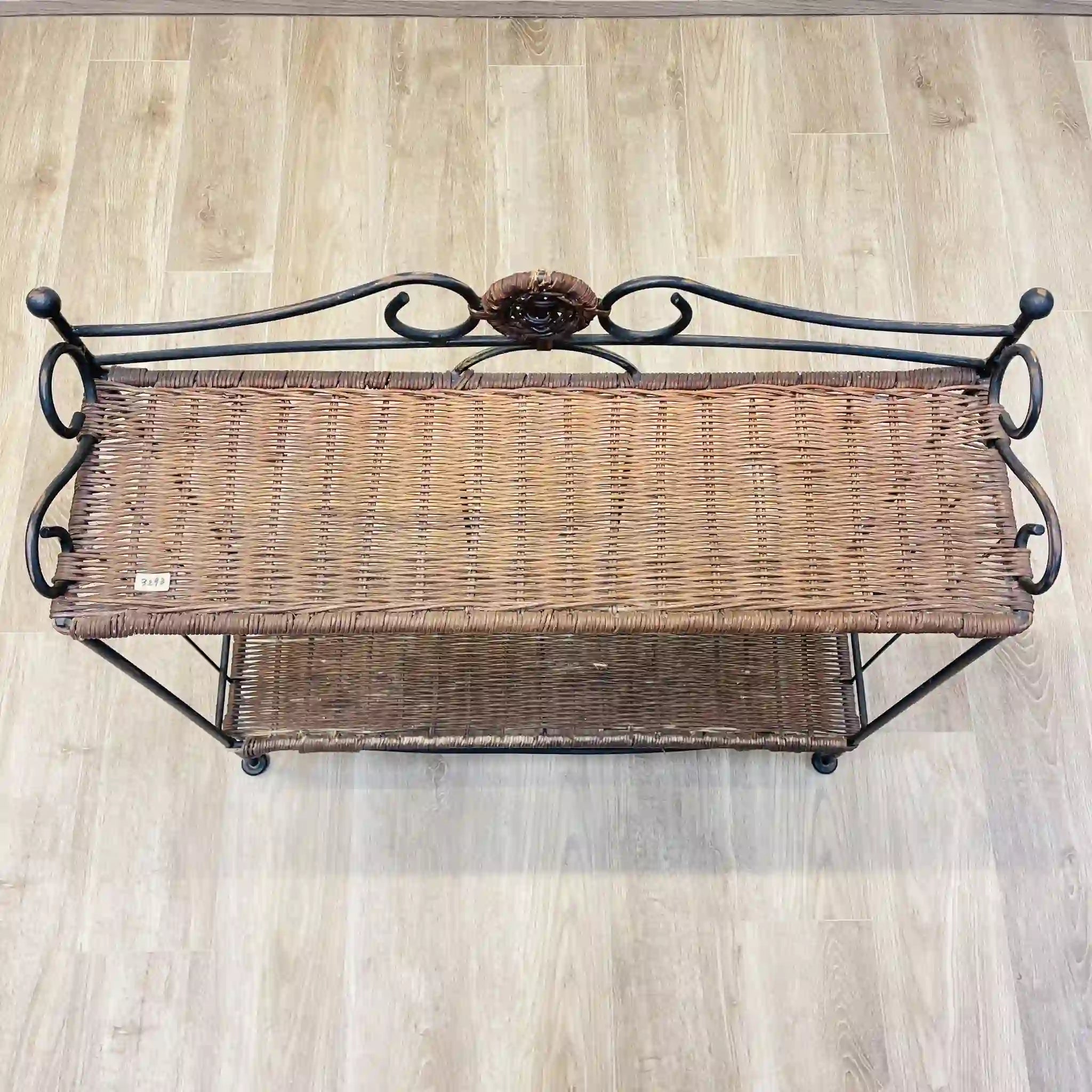 【リユース】 ラック / ラタン